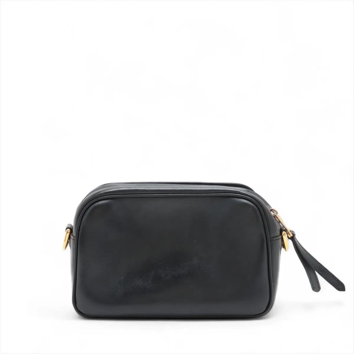 Borsa a tracolla per fotocamera in pelle con logo Fendi Nero In condizioni buone in vendita a Humacao, PR