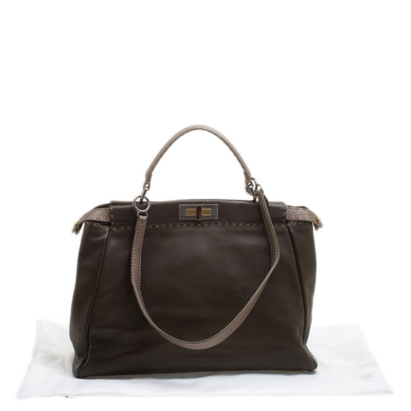 Fendi Fatigue Green Selleria Leather Large Peekaboo Top Handle Bag In Good Condition In Dubai, Al Qouz 2