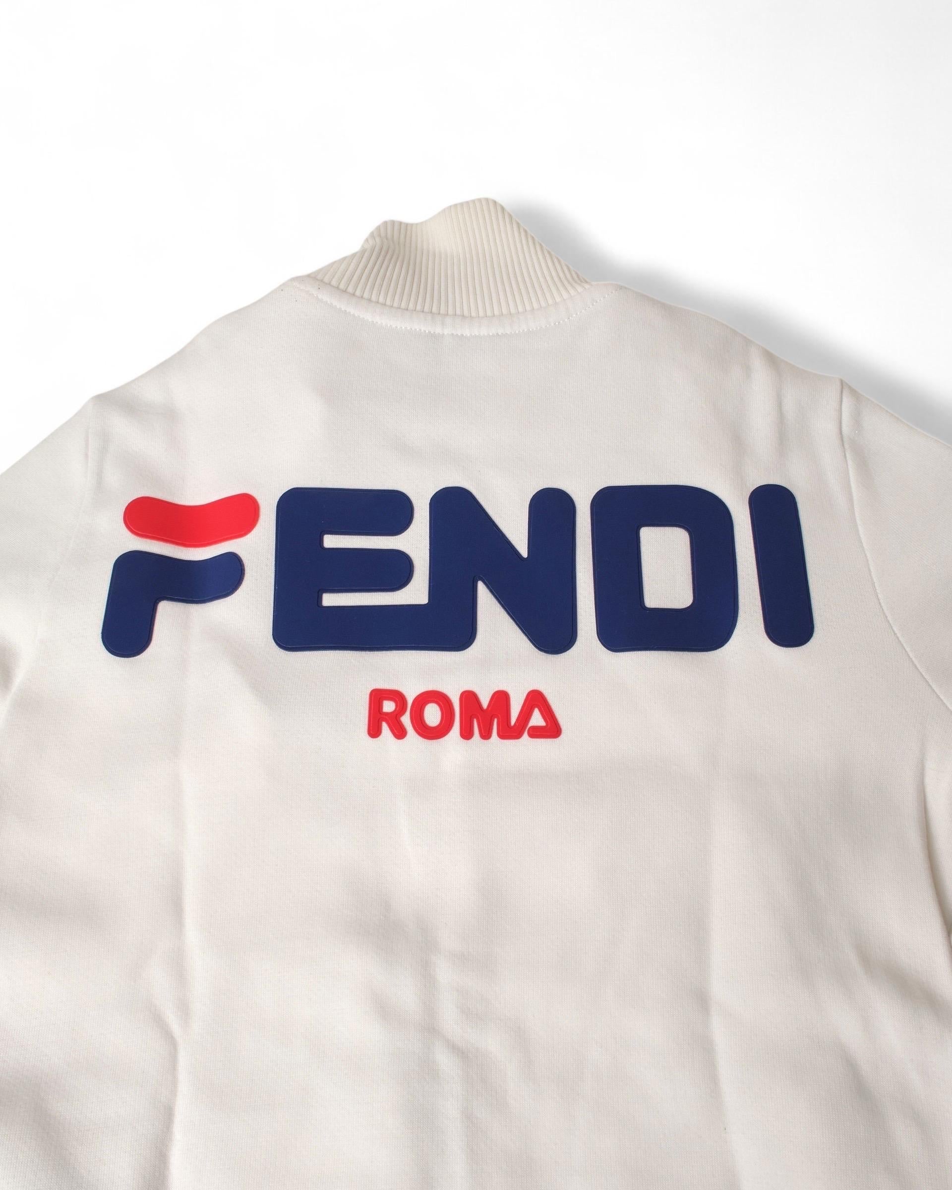 Fendi Felpa Logo Bianca In Good Condition For Sale In Torre Del Greco, IT