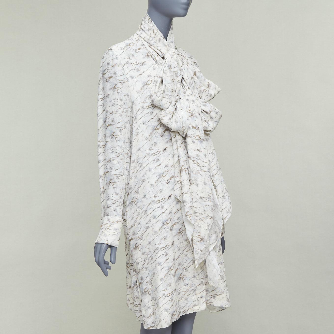 FENDI FF Karligraphy blanco roto vestido midi con estampado de mármol IT42 M Gris en venta