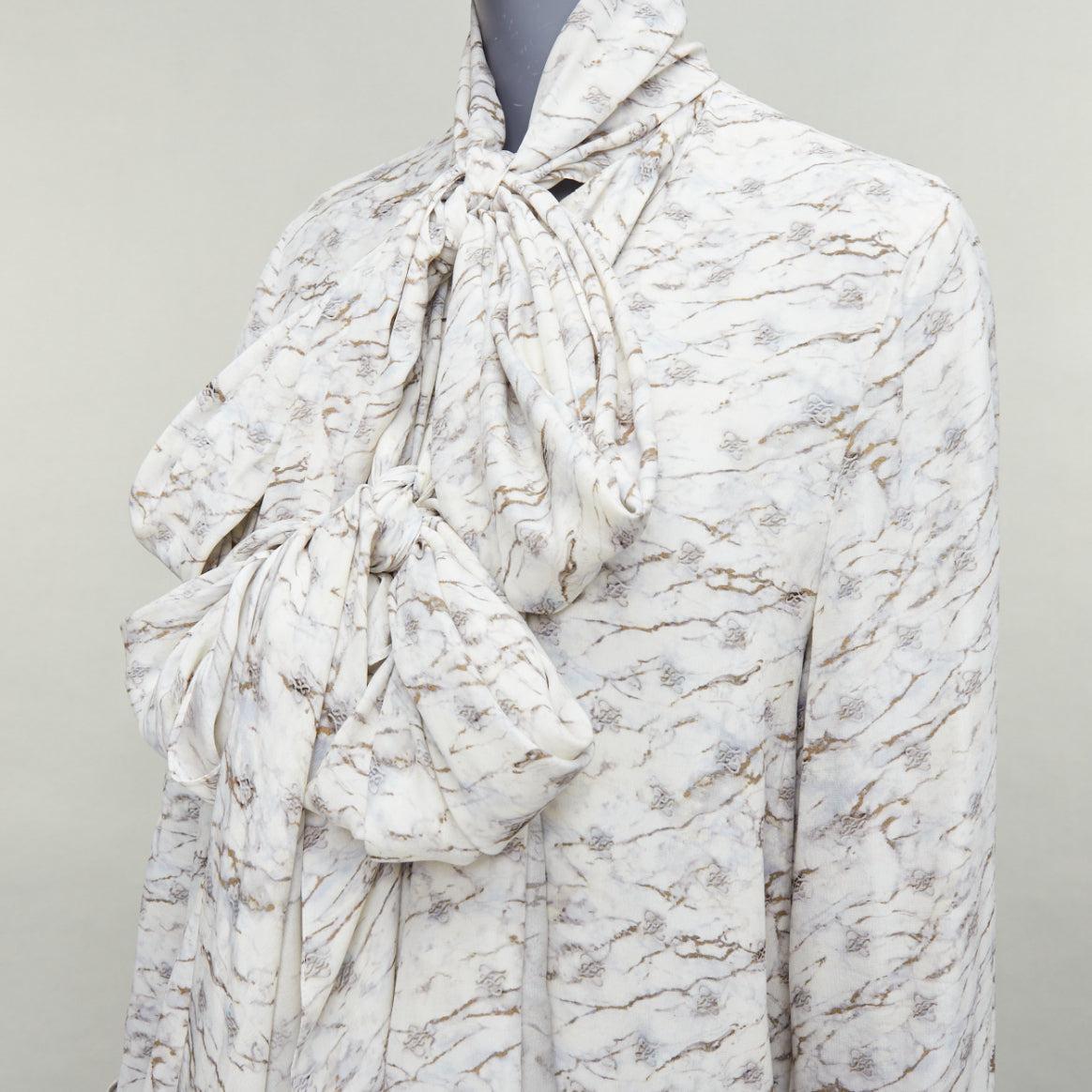 FENDI FF Karligraphy blanco roto vestido midi con estampado de mármol IT42 M en venta 2