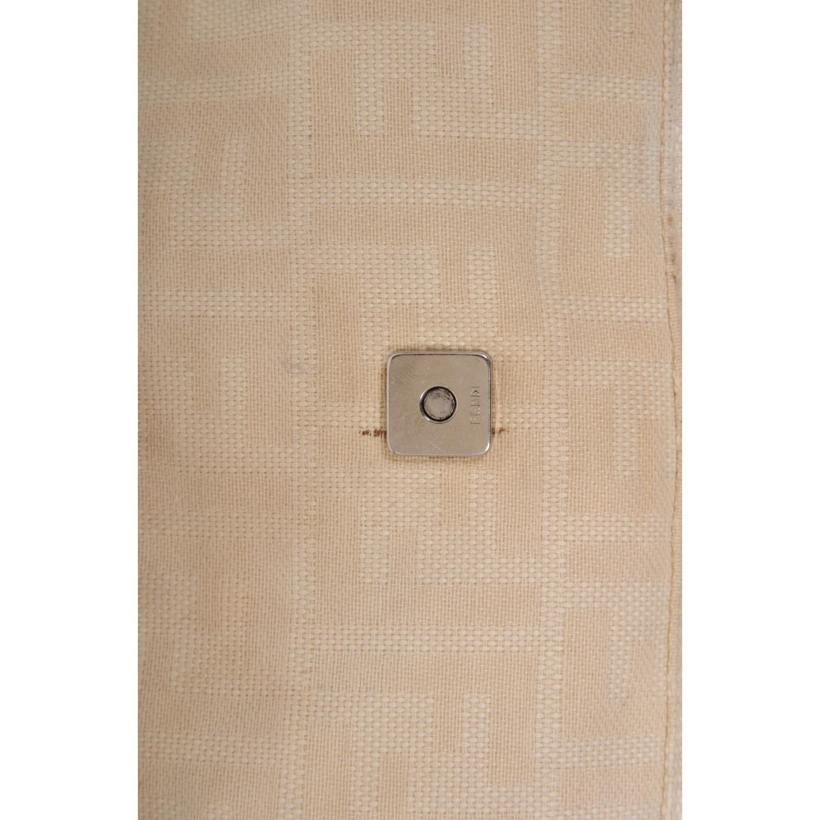 Fendi FF Logo Vintage Zucca Baguette Flap Umhängetasche Tan Braun Lederriemen im Angebot 13