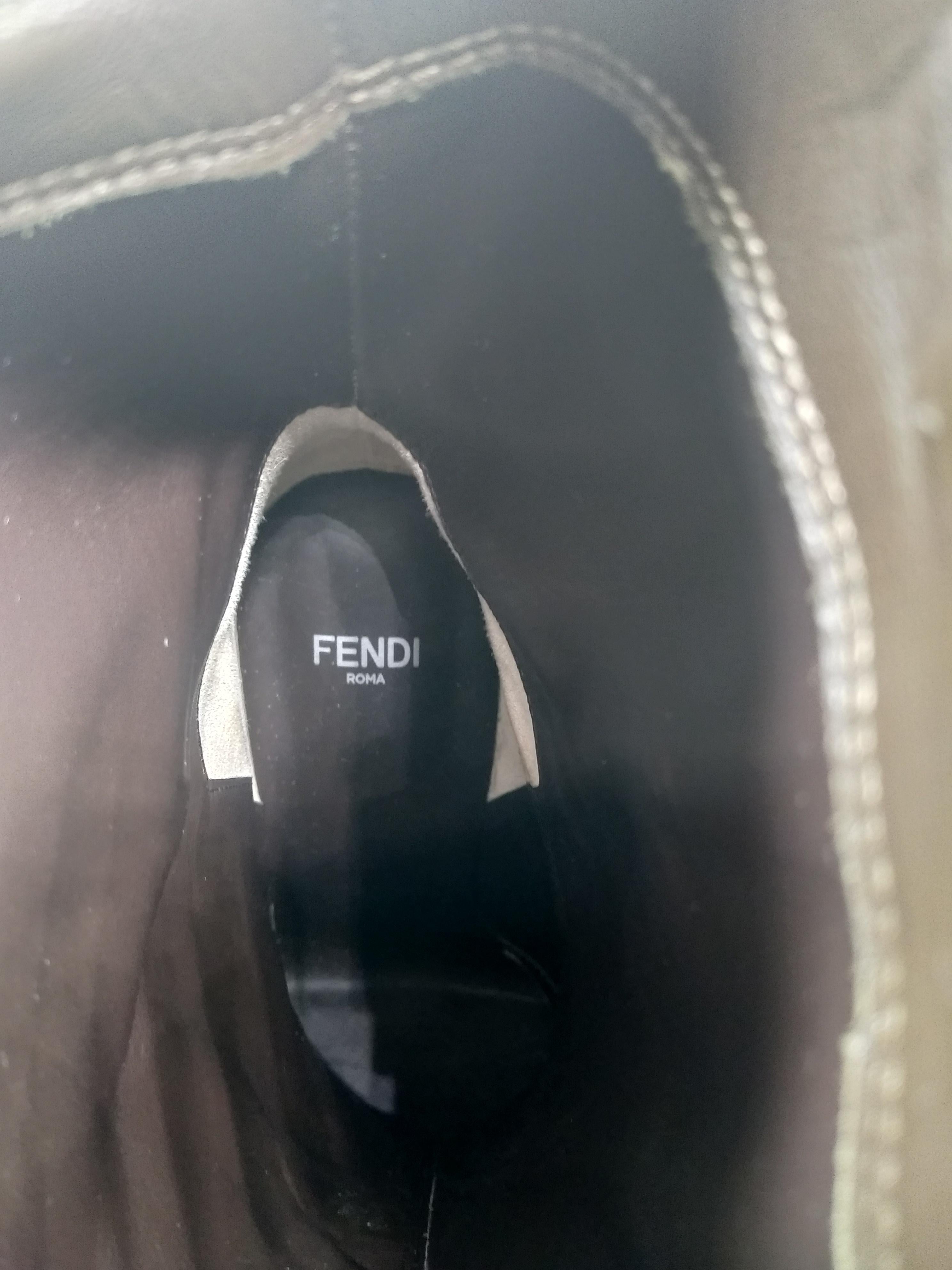 Fendi - Bottes de cow-boy western avec logo FF en vente 5