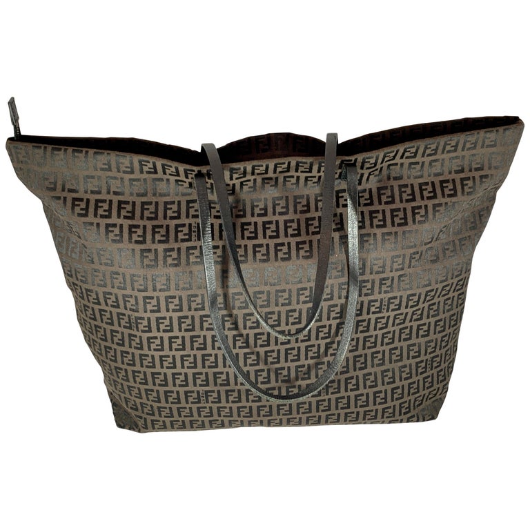 Fendi FF print tote bag - women - Leather/Nylon - One Size - Brown Large at  1stDibs