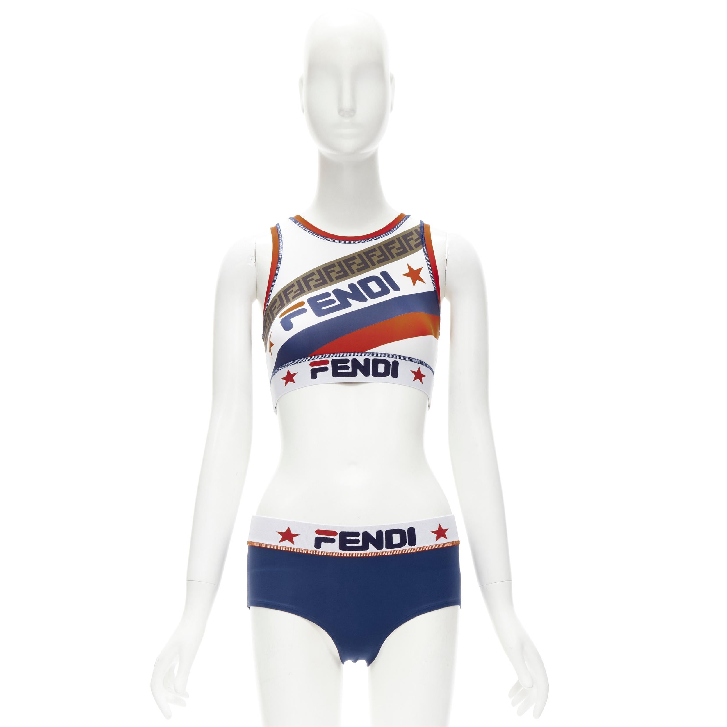 FENDI FILA Mania Zucca 2-teiliges Bikini-Set mit Logodruck in Weiß und Blau IT38 XS im Angebot 5