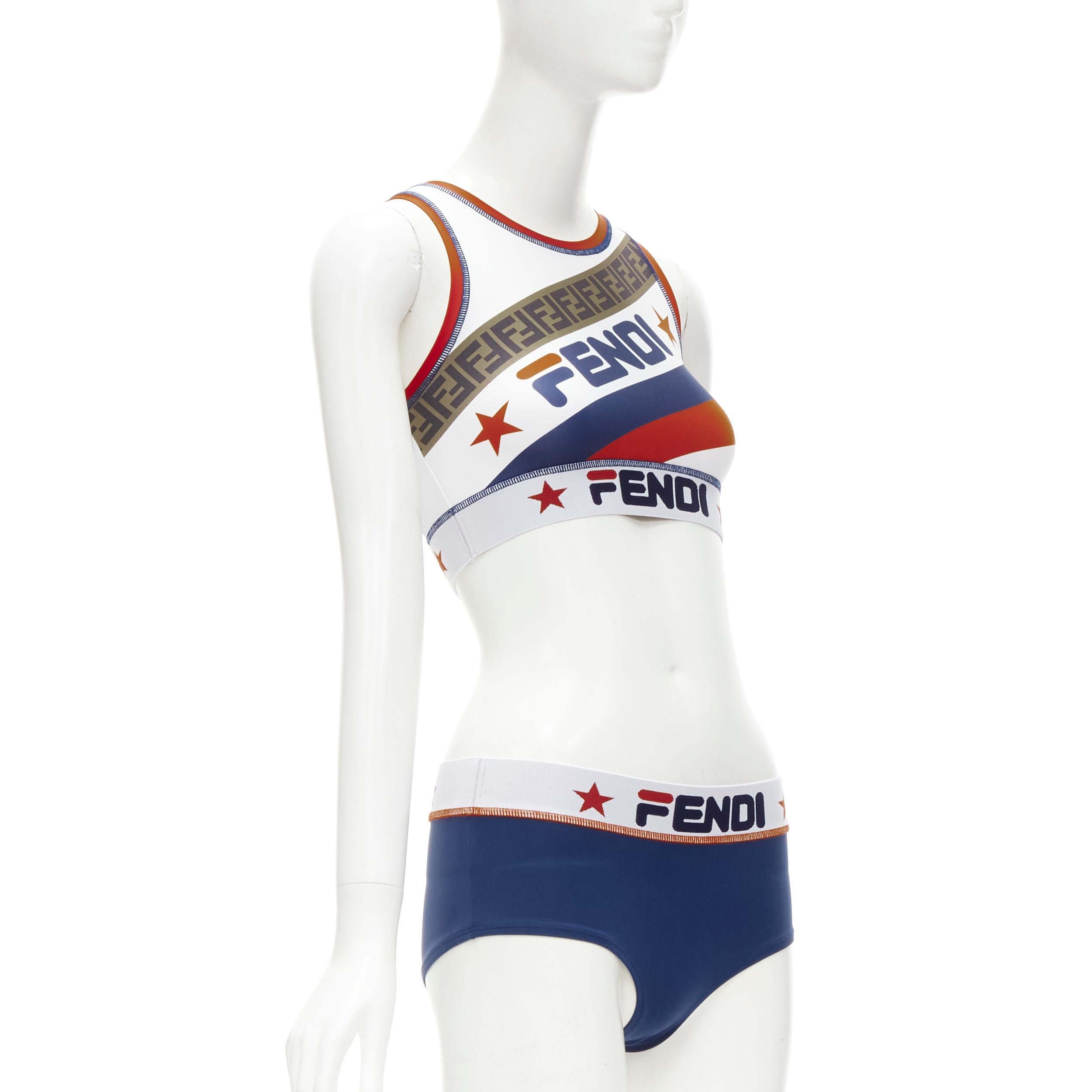 FENDI FILA Mania Zucca 2-teiliges Bikini-Set mit Logodruck in Weiß und Blau IT38 XS (Grau) im Angebot