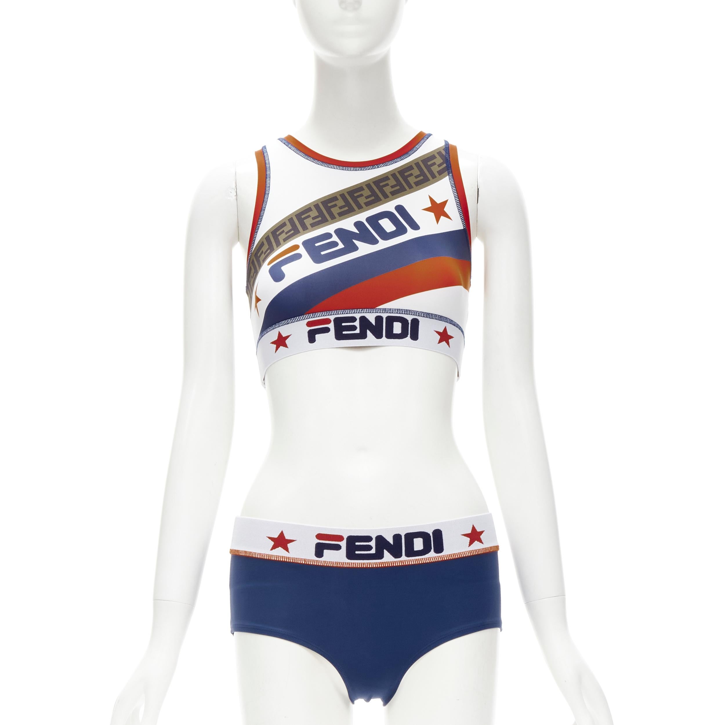 FENDI FILA Mania Zucca 2-teiliges Bikini-Set mit Logodruck in Weiß und Blau IT38 XS im Angebot