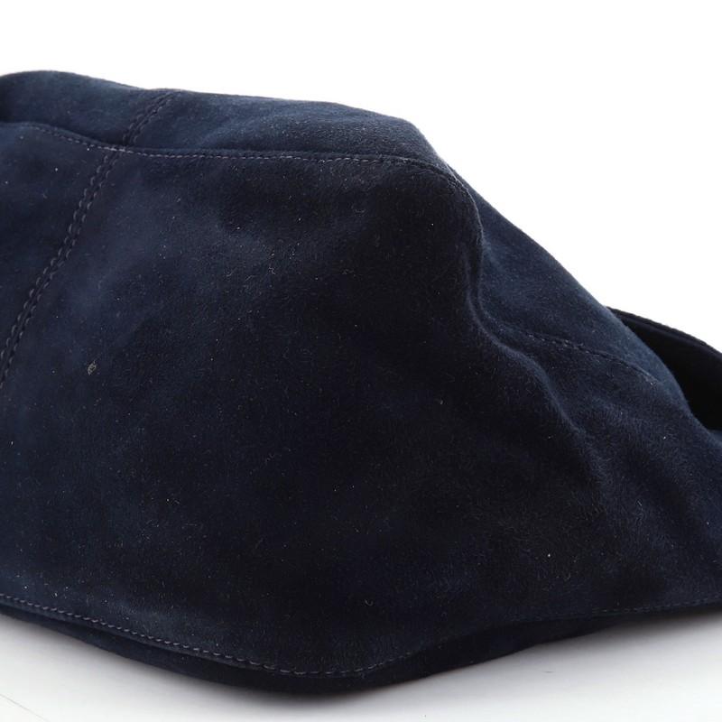 Fendi Umhängetasche aus Wildleder mit Klappe Klein 1