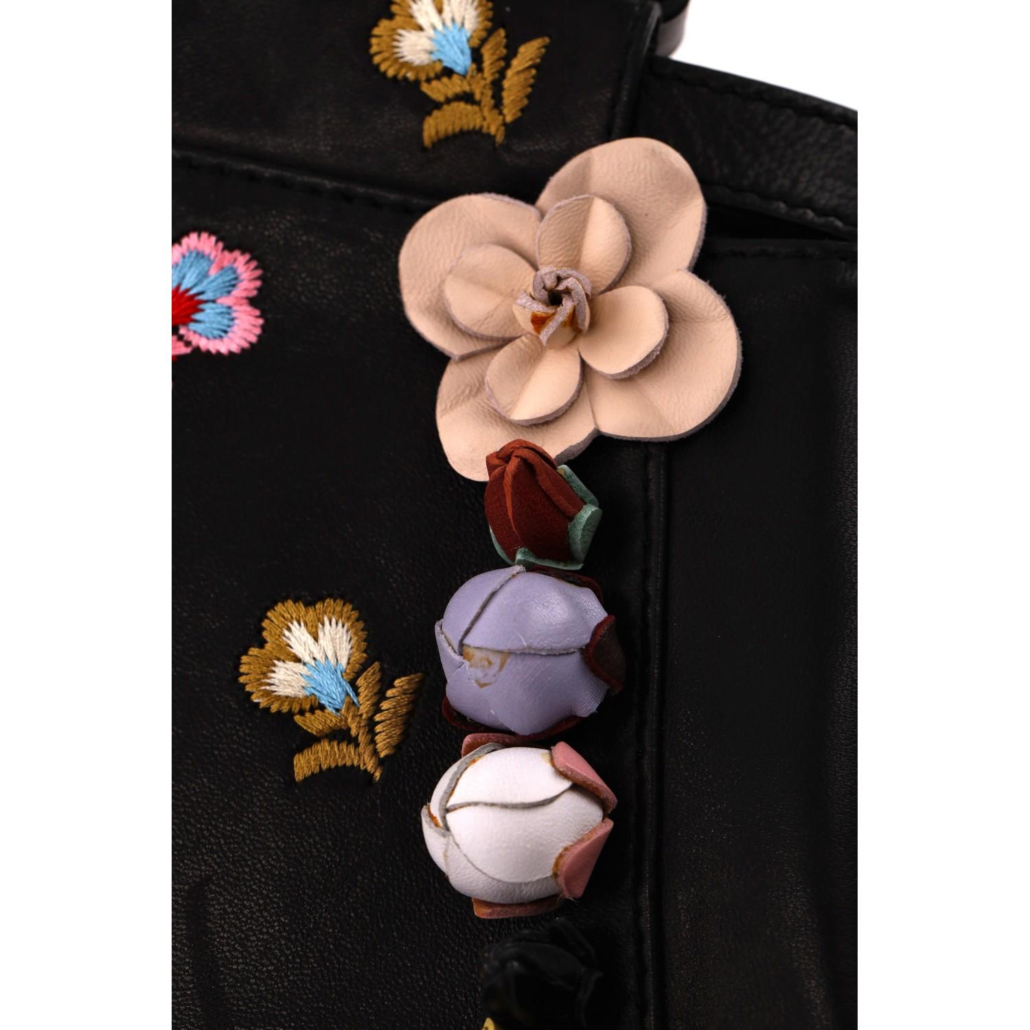 Fendi Floral Embellished Peekaboo Leather Crossbody Bag For Sale 3