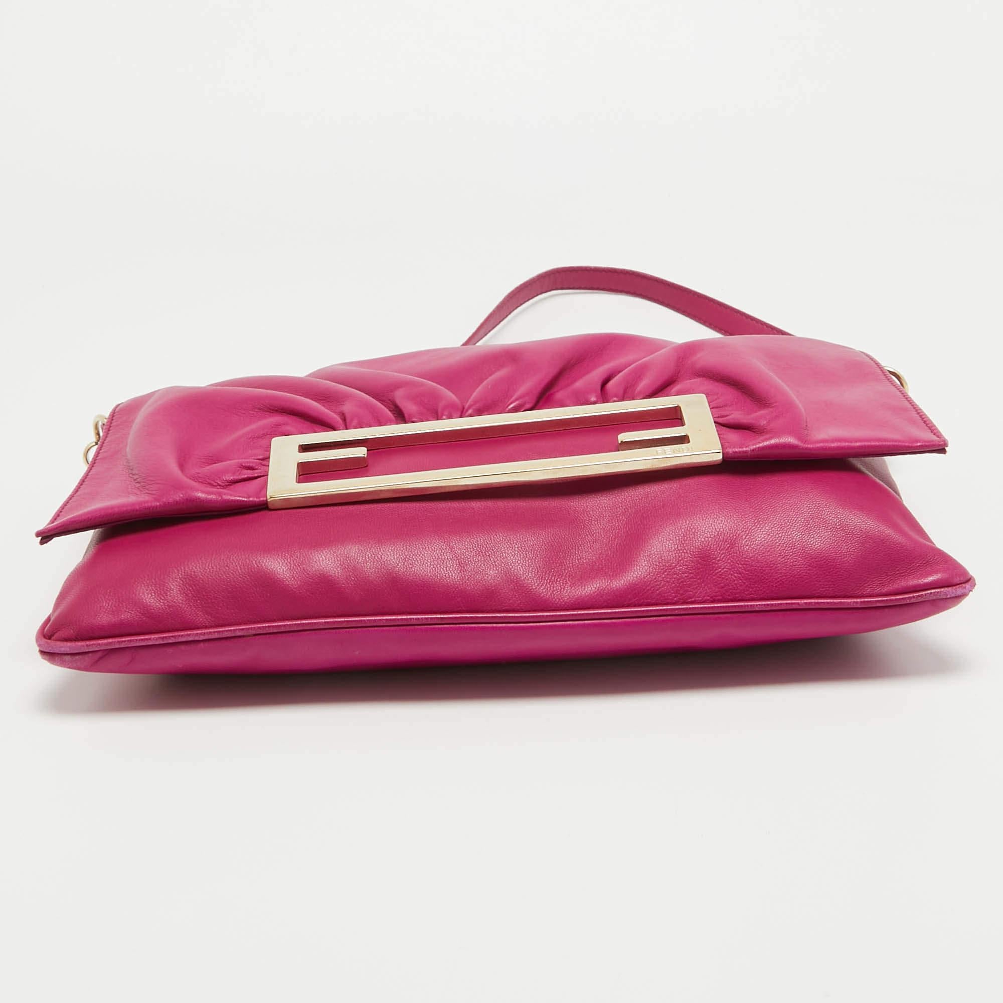 Fendi Fuchsia Leather Flap Shoulder Bag For Sale 6