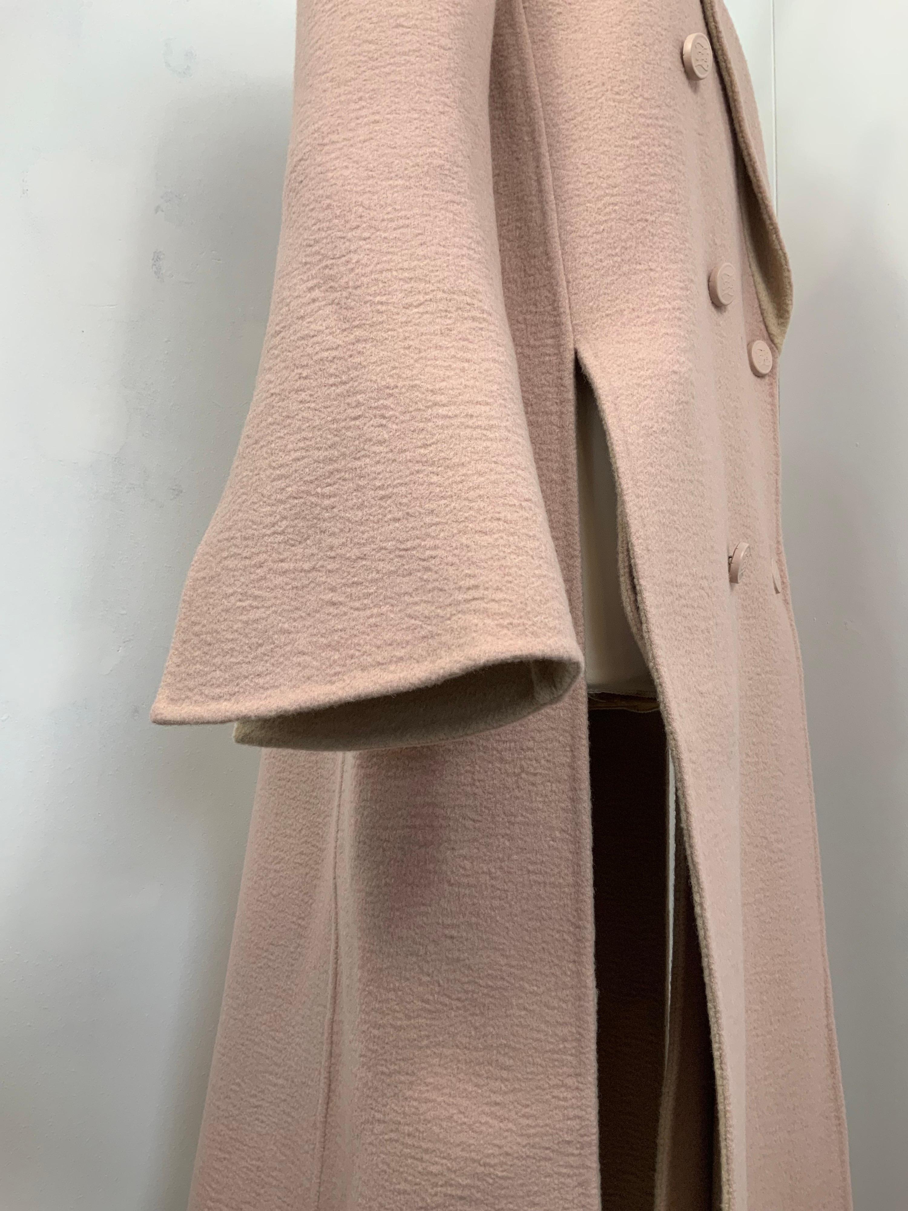 Fendi FW21 pink camel-hair Coat In Excellent Condition In Carnate, IT