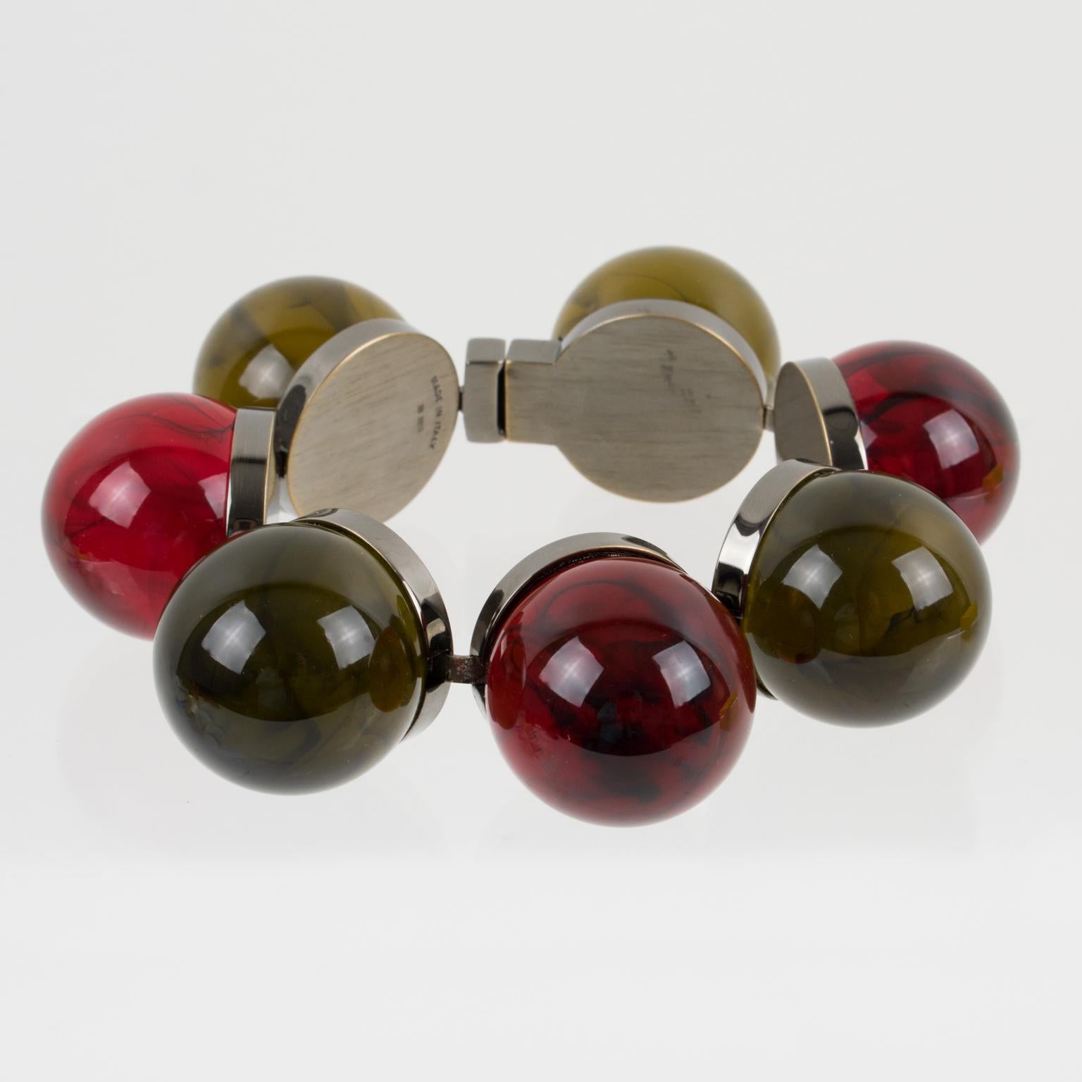 Pulsera de eslabones de resina acrílica y bronce de cañón con burbujas geométricas Fendi en caja en venta 6