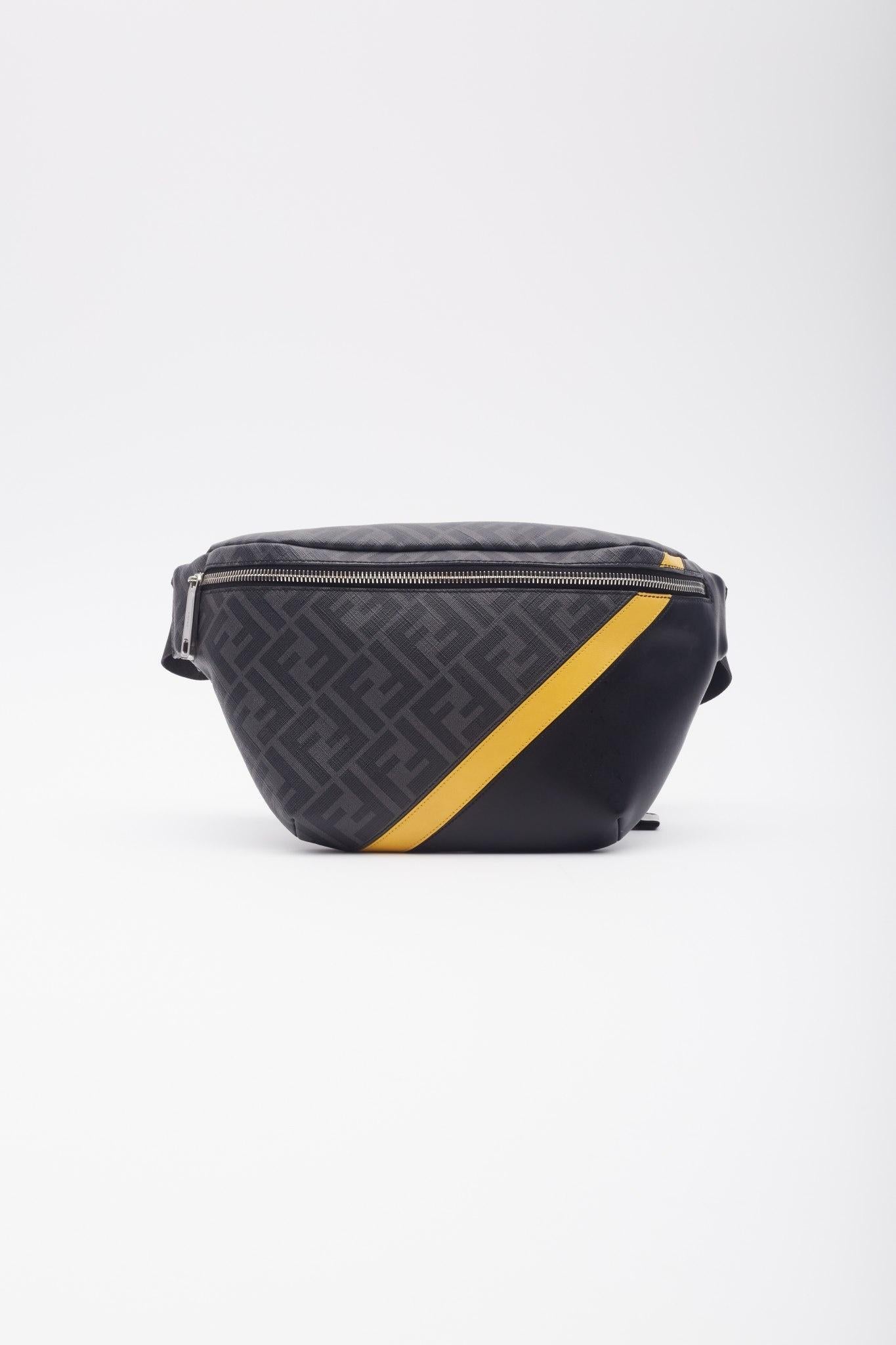 Fendi Glazed Black Logo Ff 1974 Diagonal Belt Bag In Excellent Condition For Sale In Montreal, Quebec