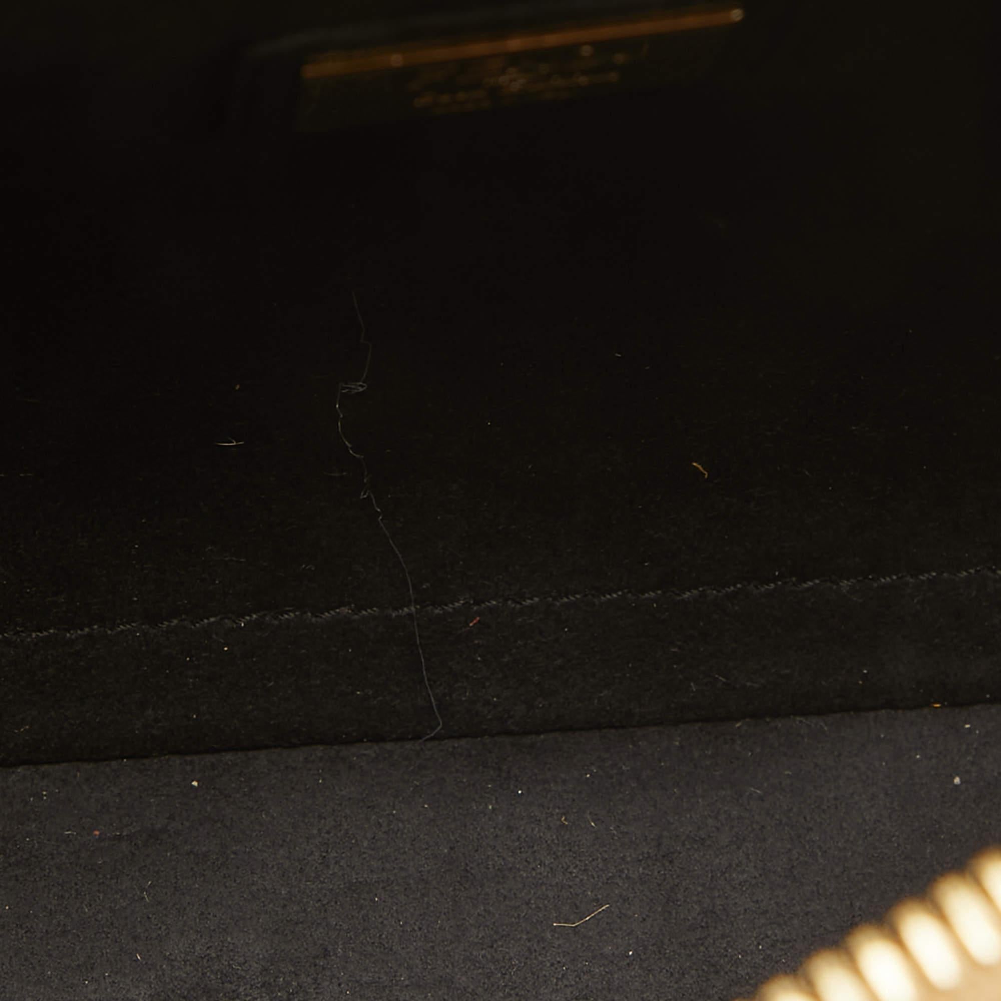 Fendi Gold/Black Leather Small Gold Edition Dotcom Click Top Handle Bag en vente 6