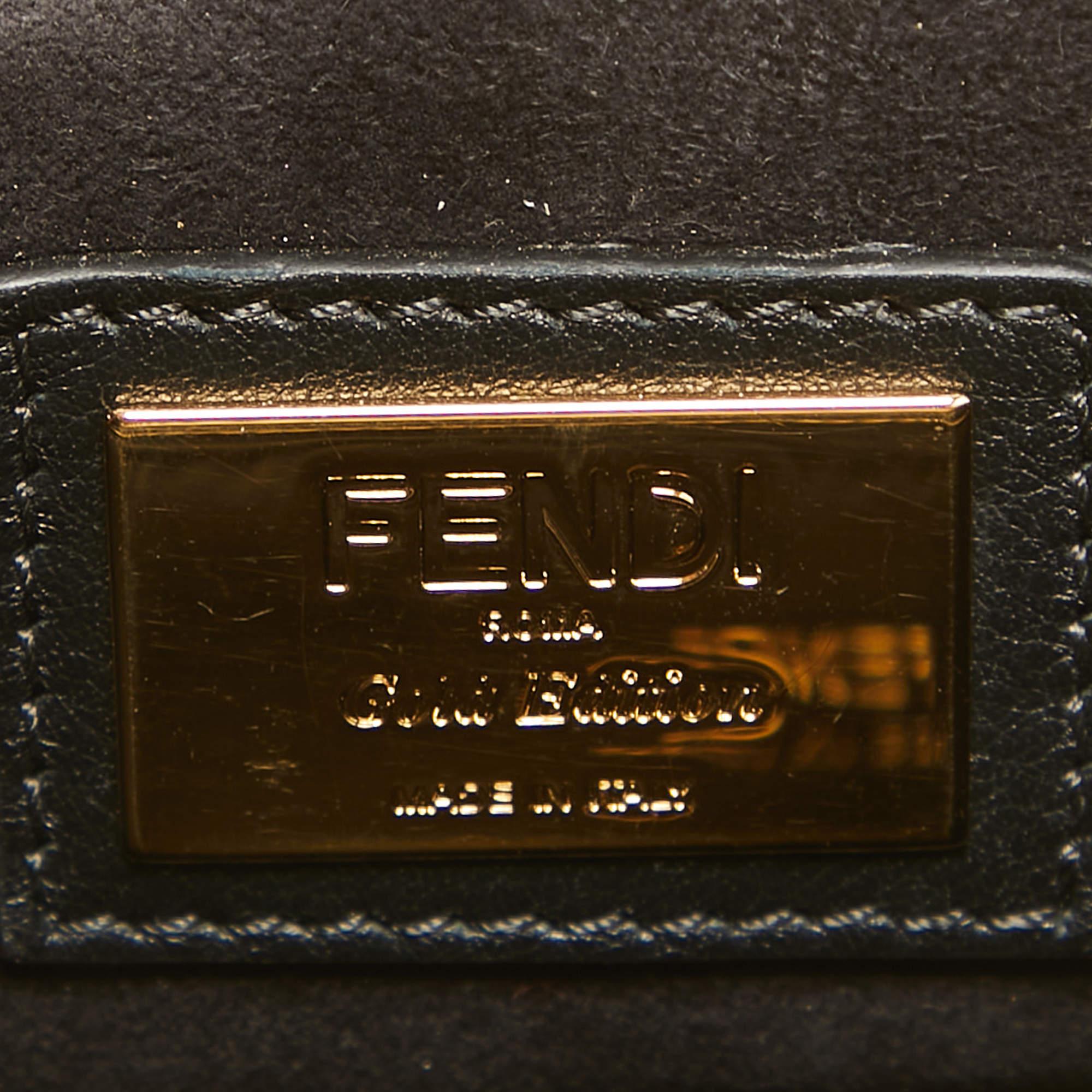 Fendi Gold/Schwarzes Leder Kleine Gold Edition Dotcom Click Top Handle Tasche im Angebot 9