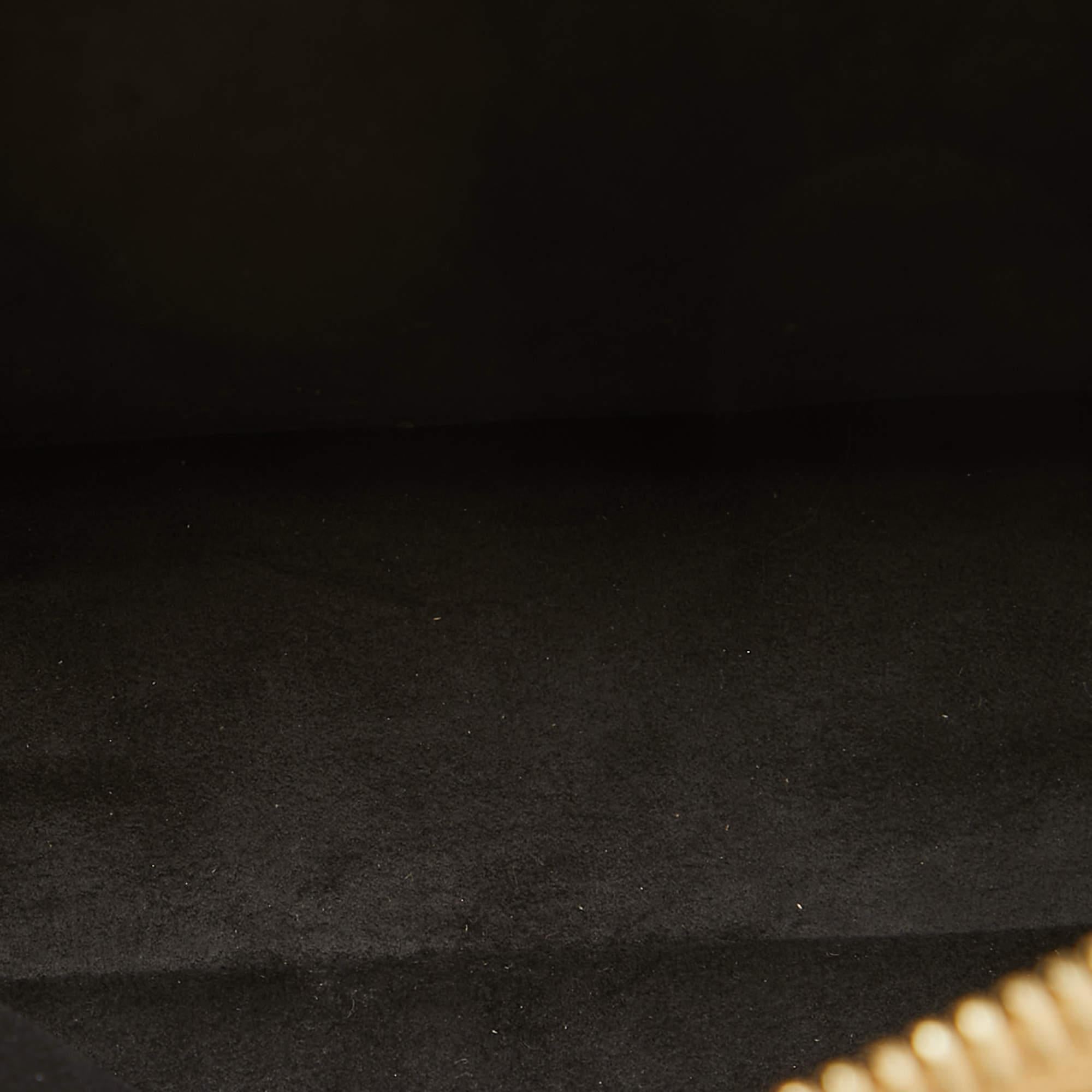 Fendi Gold/Black Leather Small Gold Edition Dotcom Click Top Handle Bag en vente 4