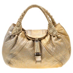 Fendi Gold Holographisch strukturierte Spy Tasche aus Leder
