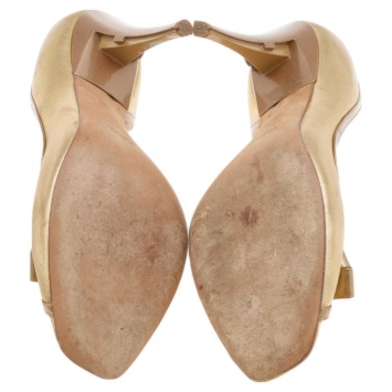 Fendi Pumps con fiocco in pelle oro misura 38,5 in vendita 2