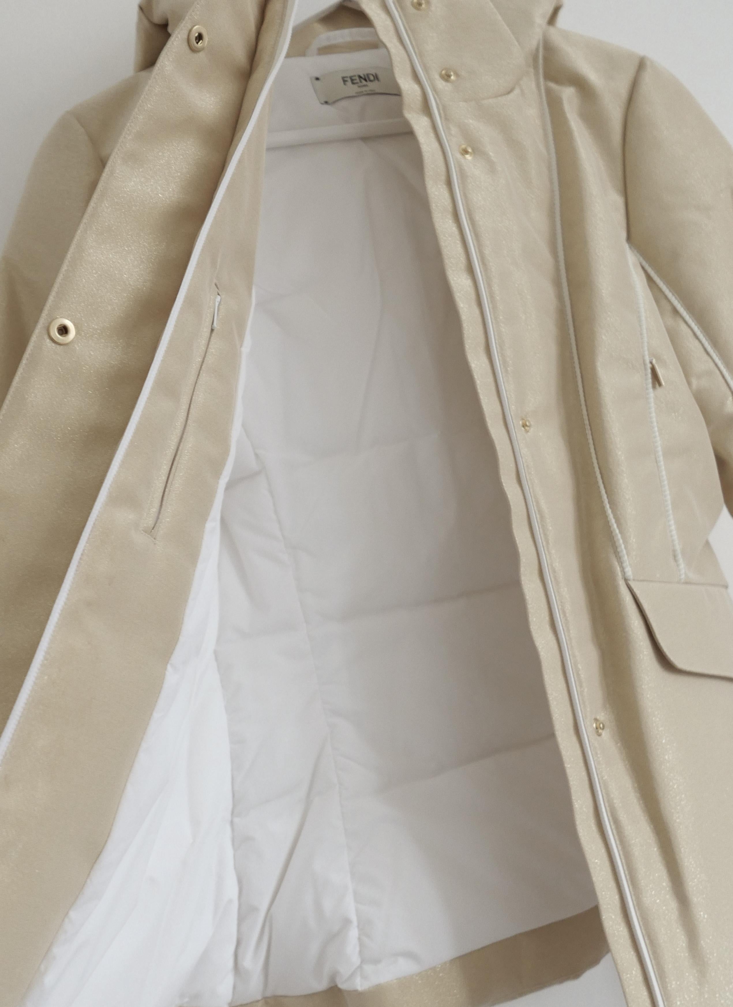 Giacca da sci Fendi in lurex dorato in vendita 7