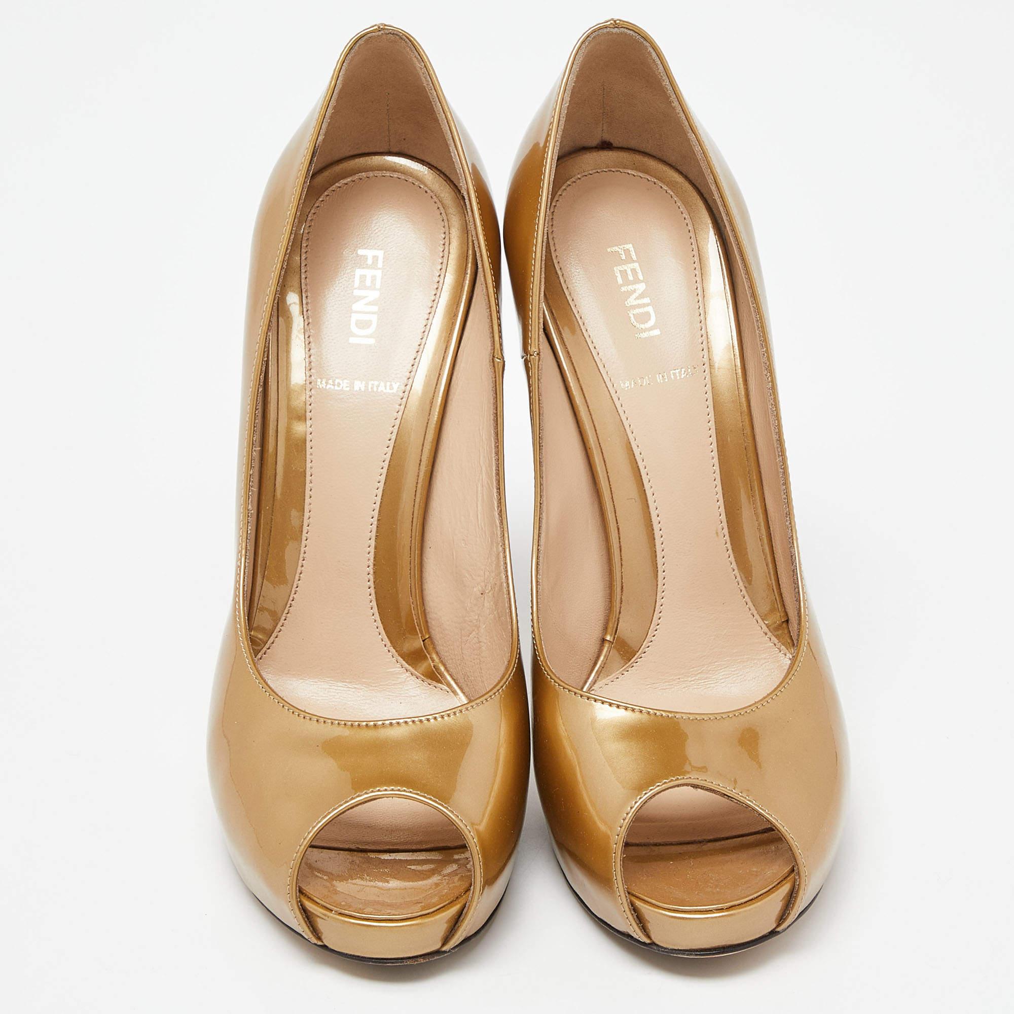 Fendi Gold Patent Leather Zucca Heel Peep Toe Pumps Size 40.5 In Good Condition In Dubai, Al Qouz 2