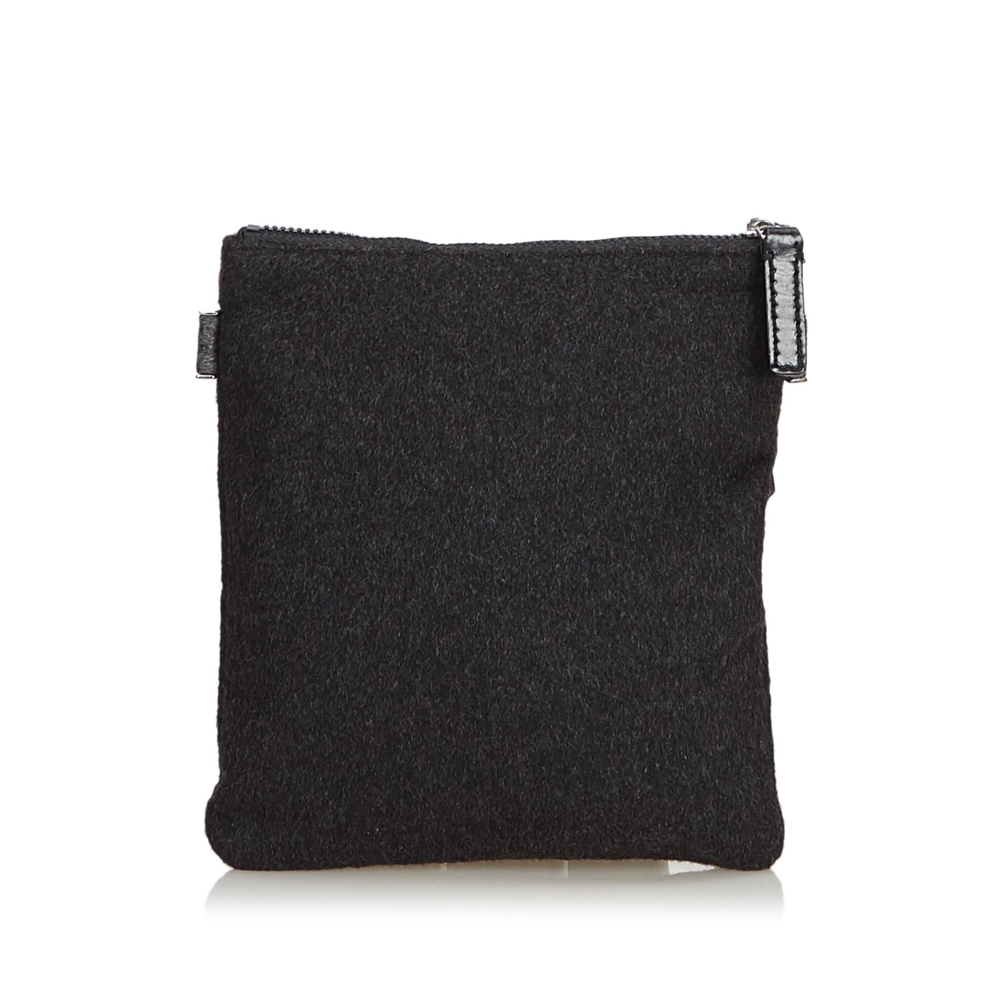 Fendi Gray Dark Gray Chemical Fiber Fabric Belt Bag Italy In Good Condition For Sale In Orlando, FL
