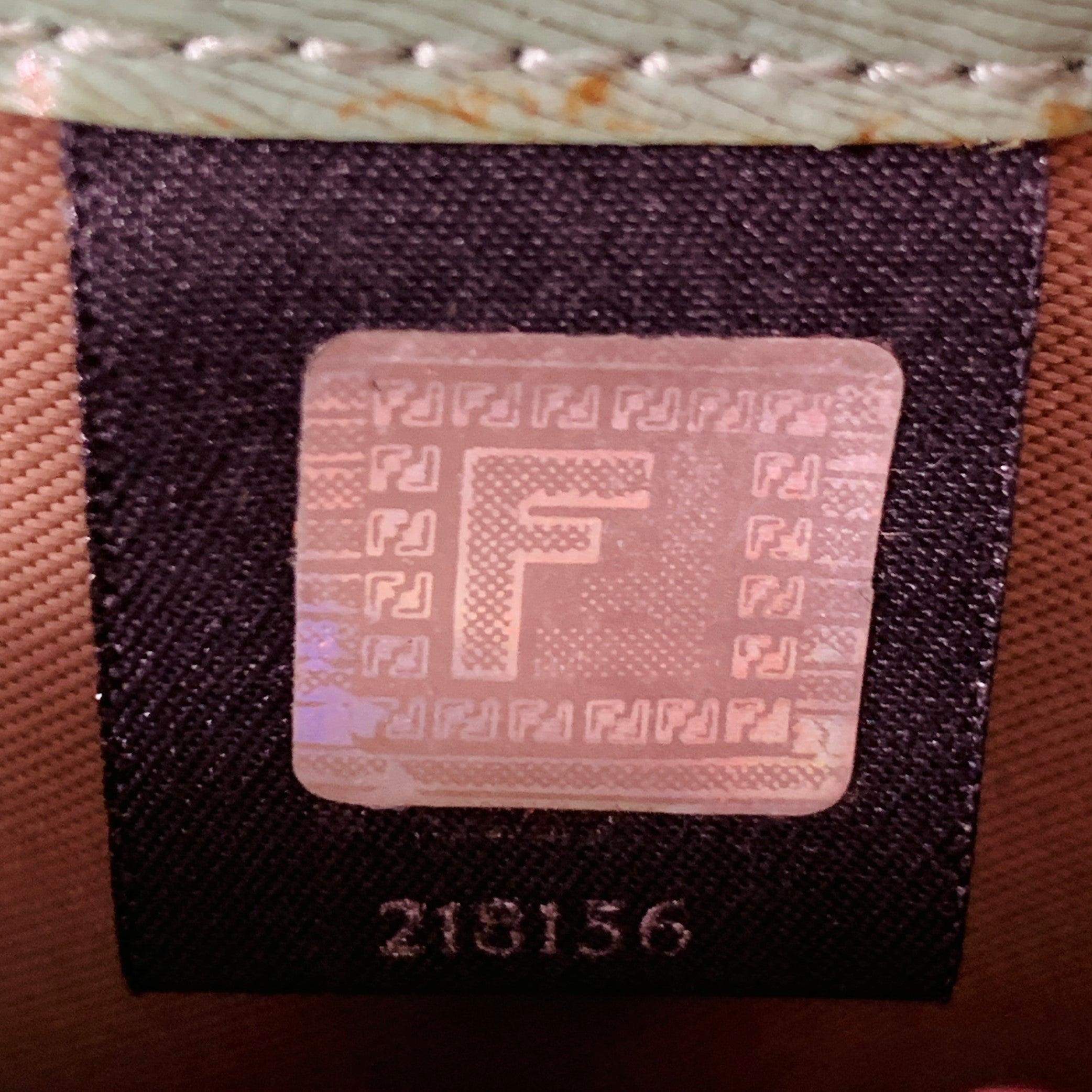 FENDI Green Embossed Leather Wallet For Sale 4
