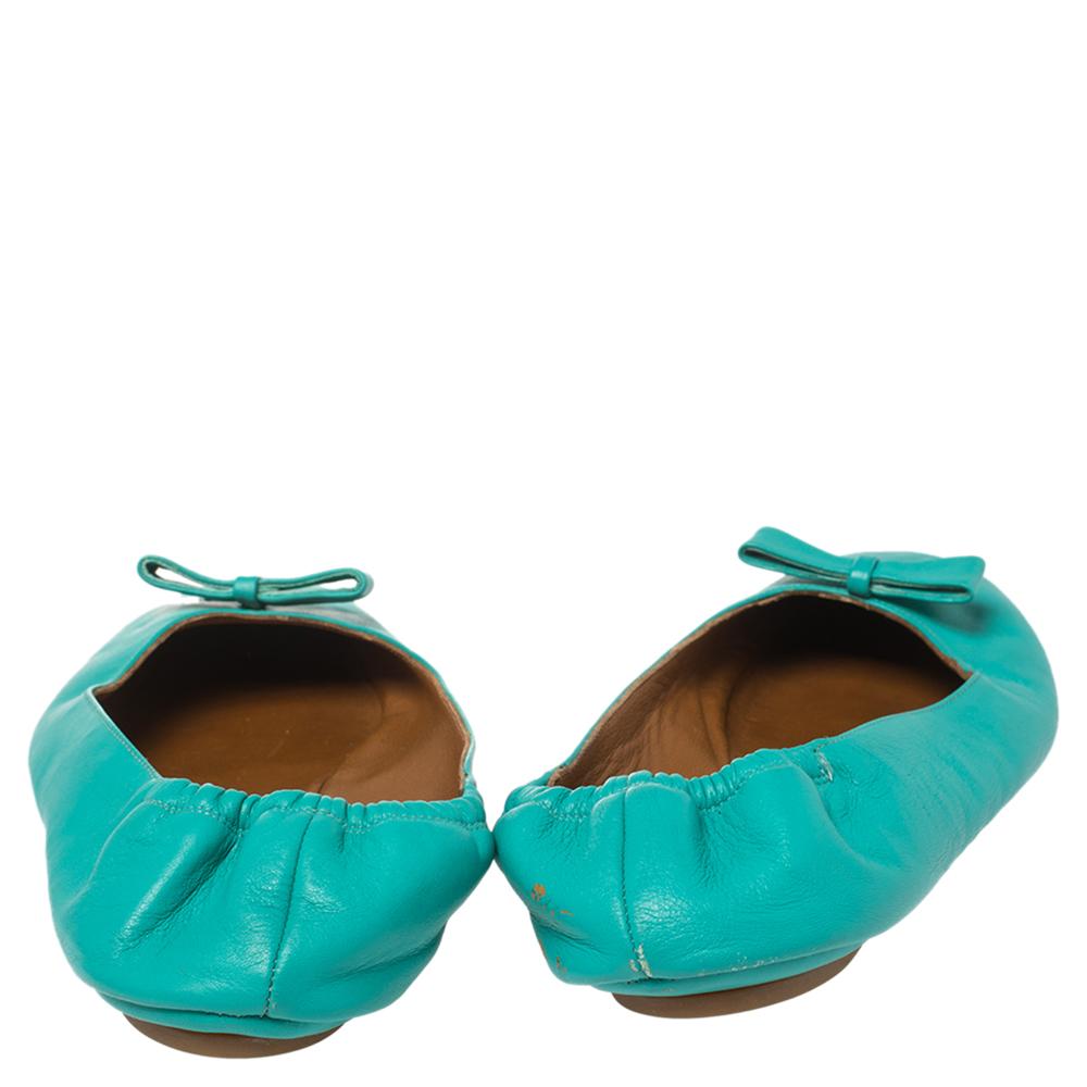 Fendi Green Leather Ballet Flats Size 40 In Good Condition For Sale In Dubai, Al Qouz 2
