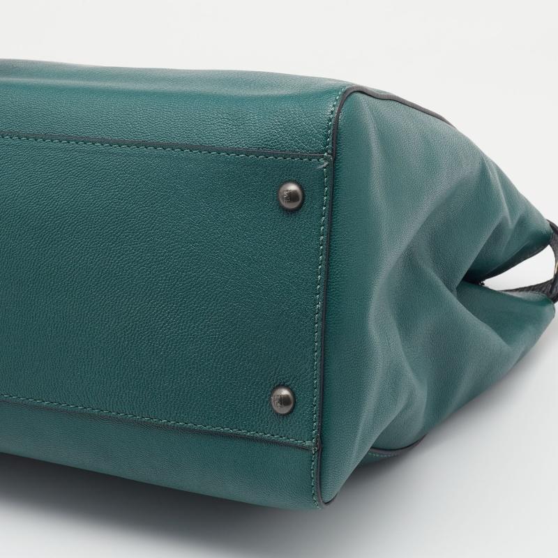 Fendi Green Leather Large Peekaboo Top Handle Bag 2