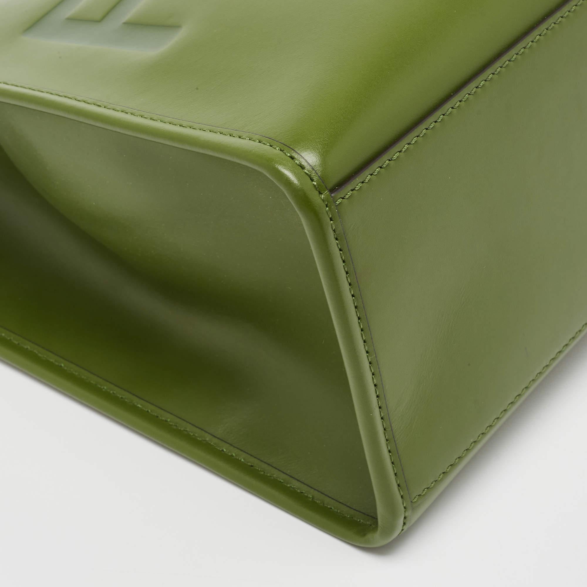 Women's Fendi Green Leather Medium Sunshine Tote For Sale