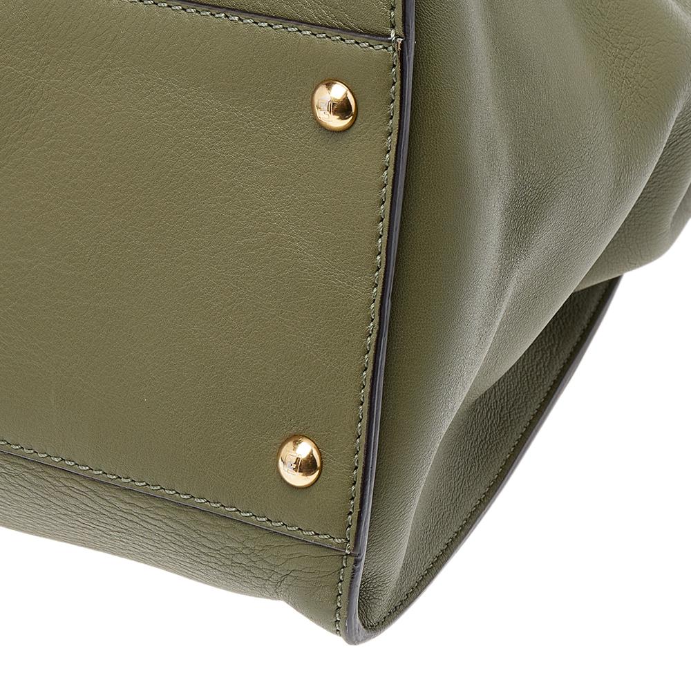 Women's Fendi Green Leather Peekaboo Top Handle Bag