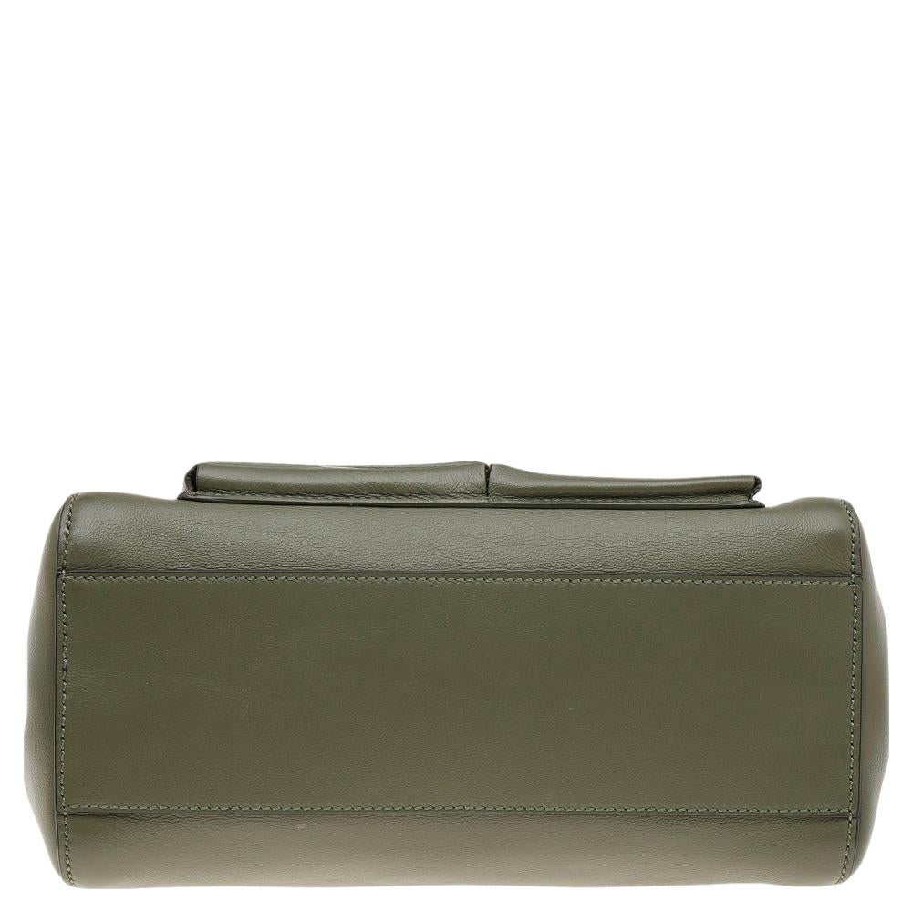 Women's Fendi Green Leather Peekaboo Top Handle Bag