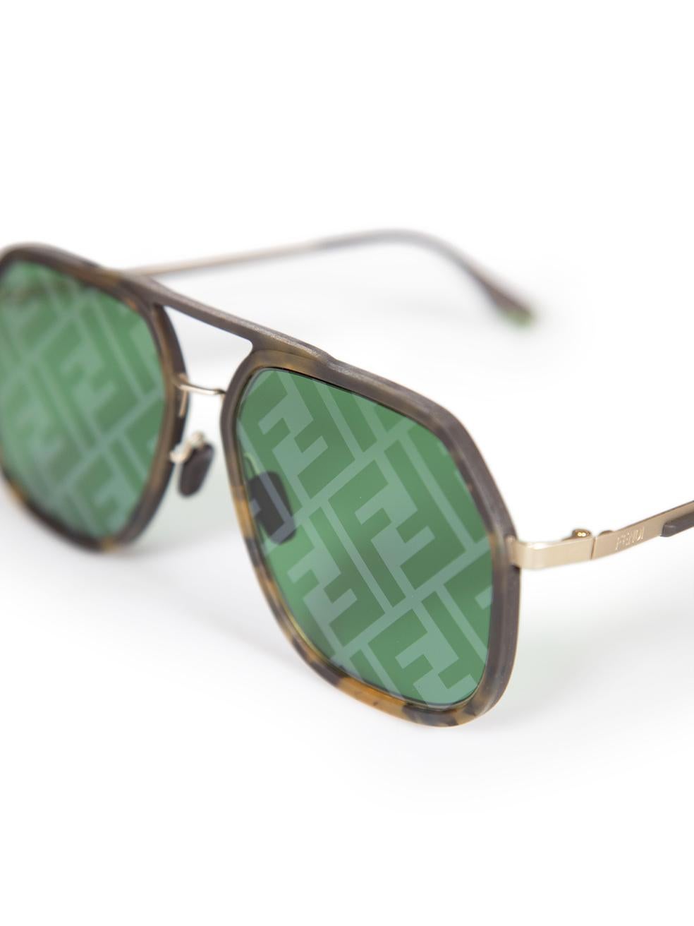 Fendi Grün verspiegelte Navigator-Sonnenbrille im Angebot 3