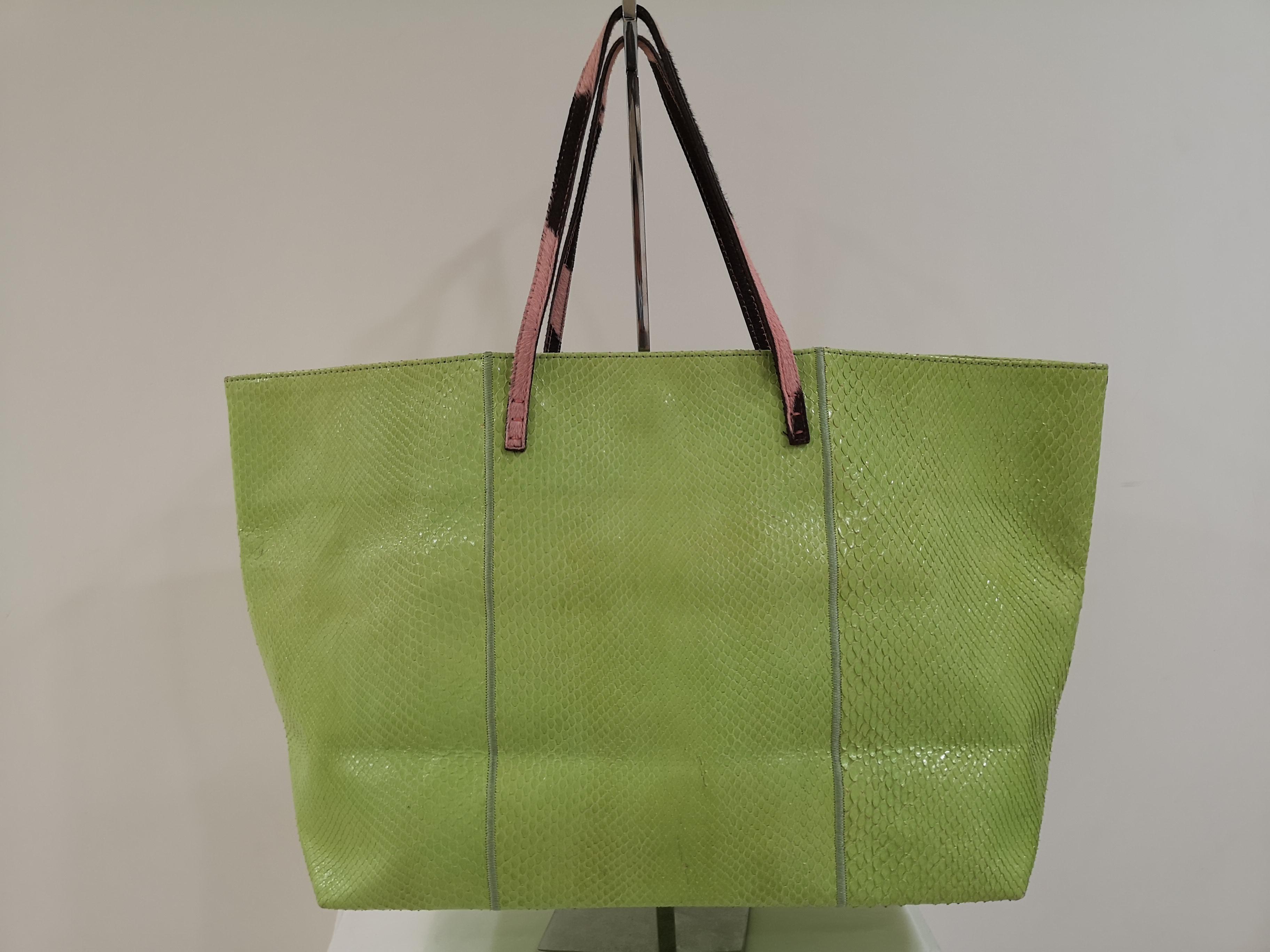 fendi green shoulder bag