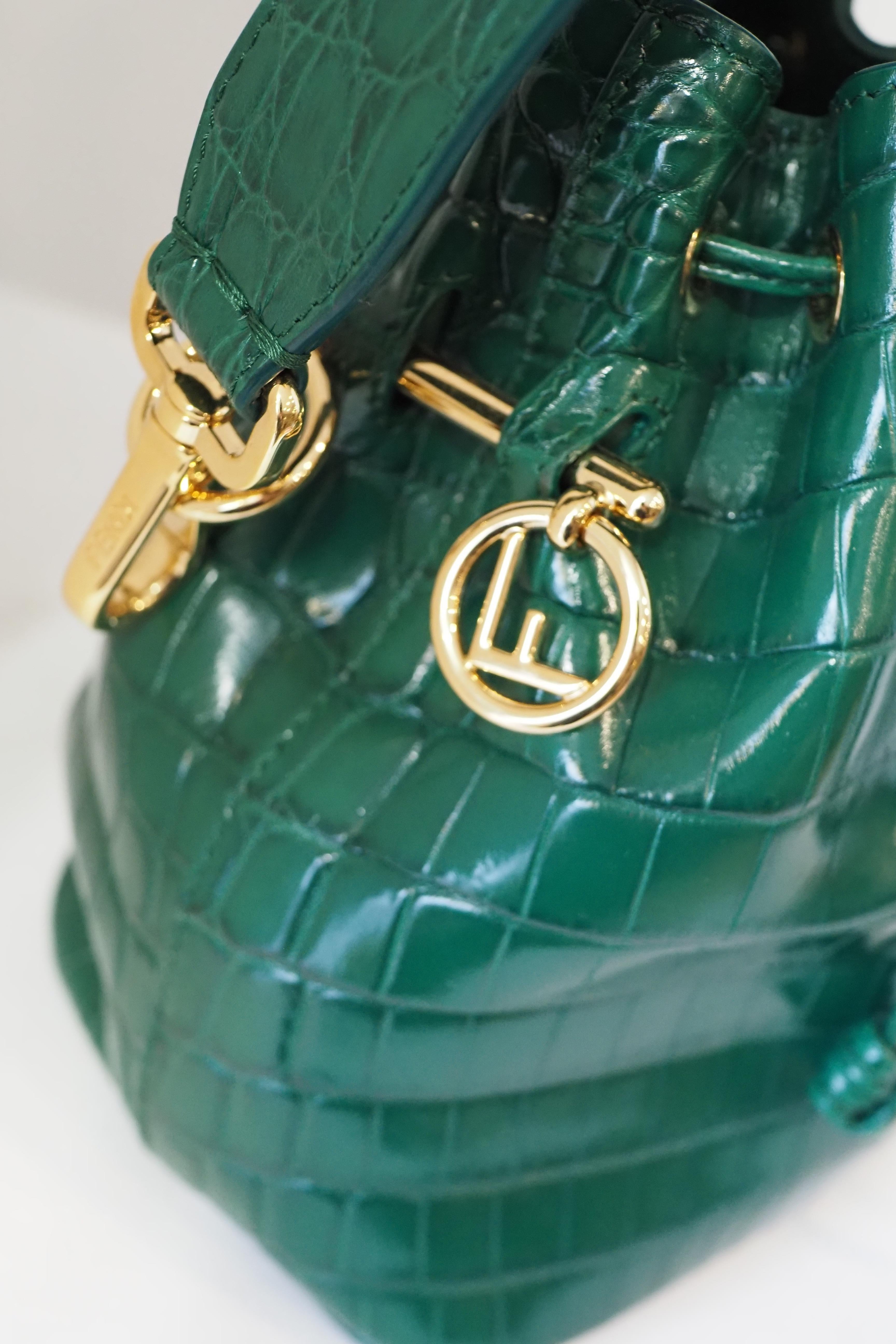 Fendi green satchel bag For Sale 3