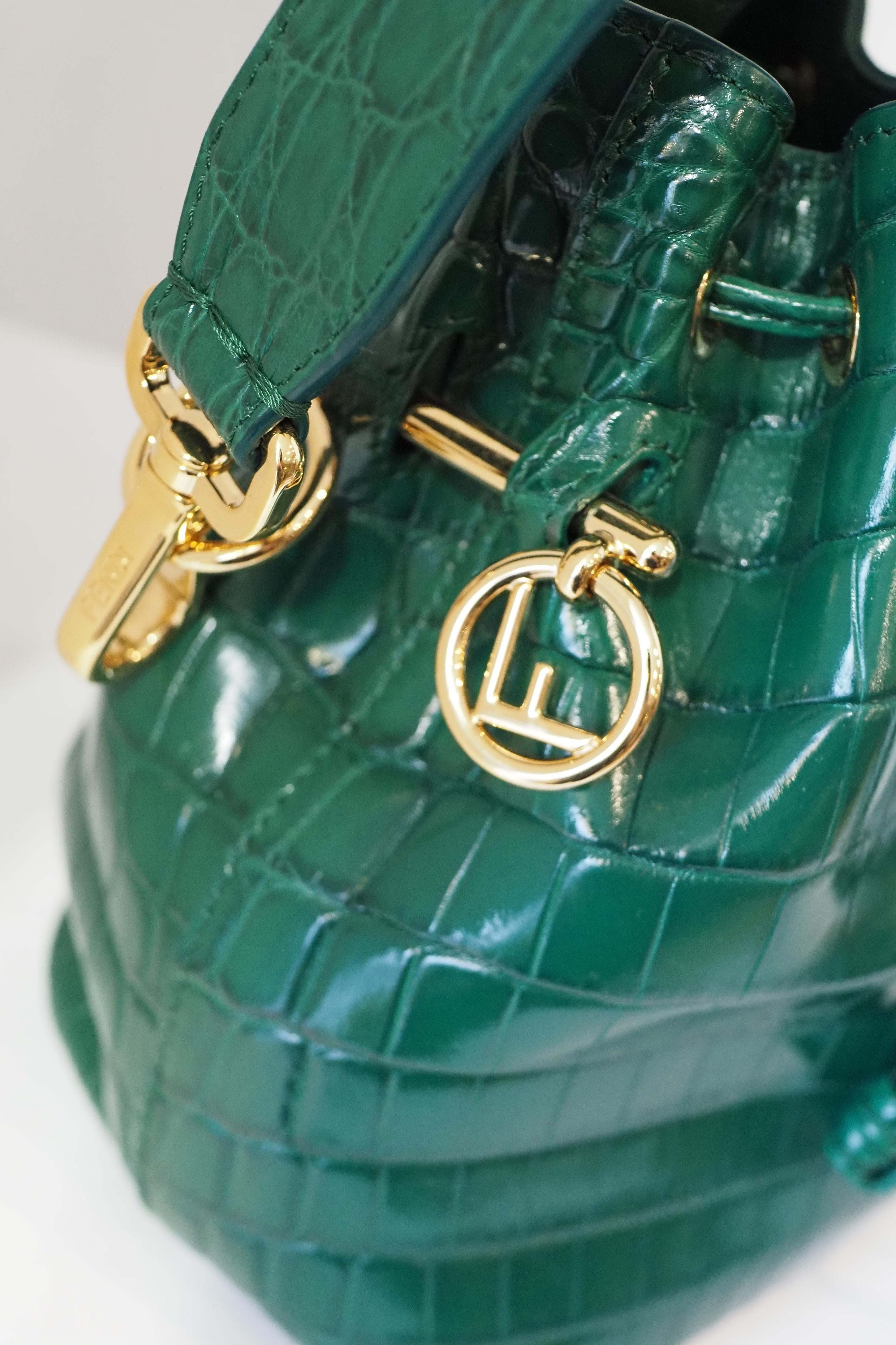 Fendi green satchel bag For Sale 4