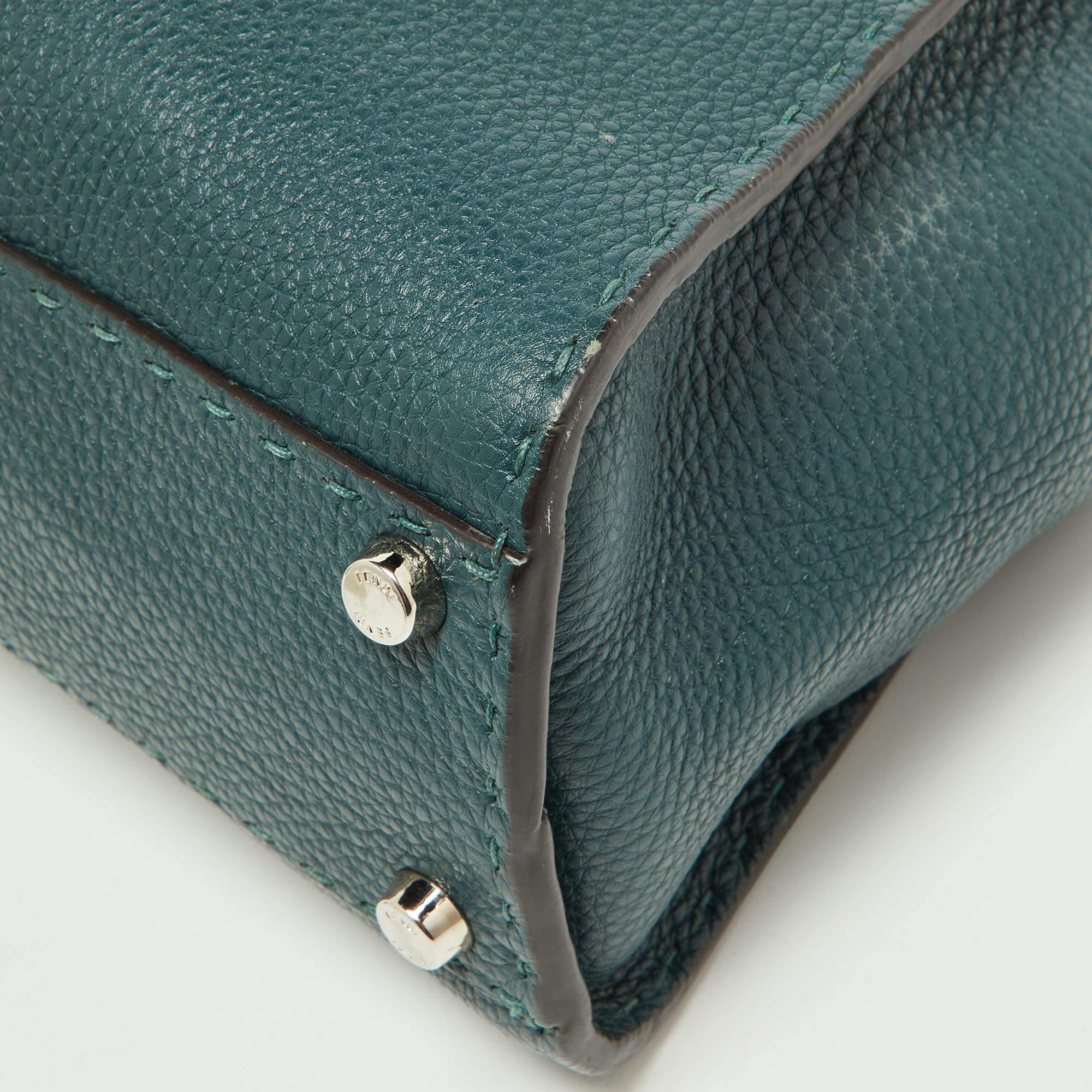 Fendi Green Selleria Leather and Python Medium Peekaboo Top Handle Bag For Sale 3