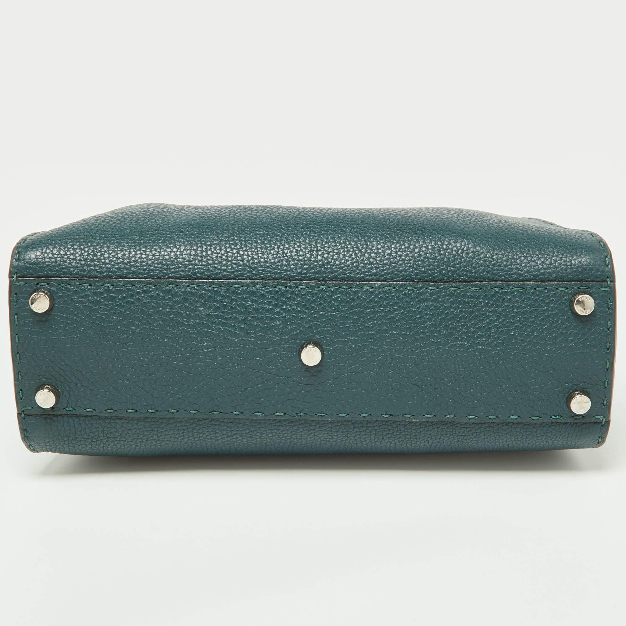 Fendi Green Selleria Leather and Python Medium Peekaboo Top Handle Bag For Sale 5