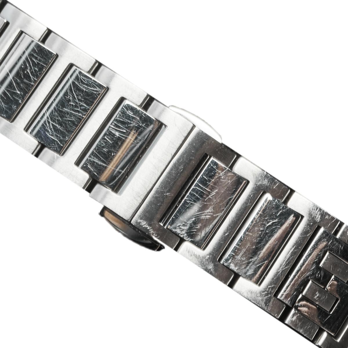 Contemporary Fendi Green Stainless Steel Forever Fendi F102101901 Women's Wristwatch 29 mm