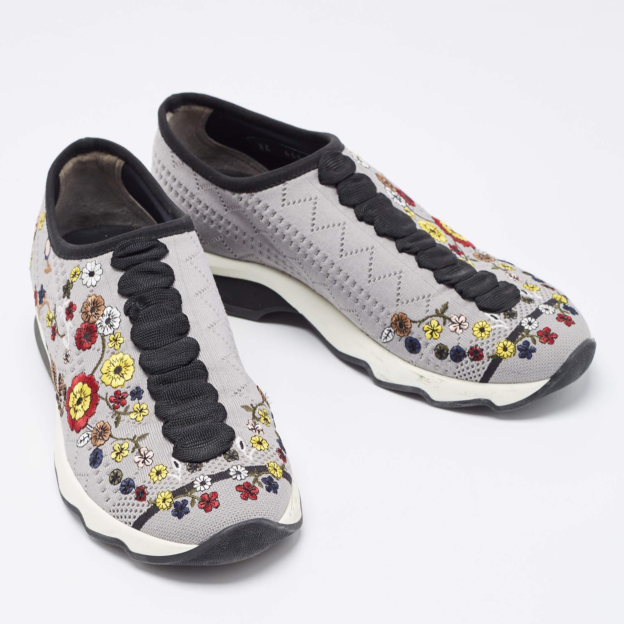 Women's Fendi Grey Floral Embroidered Knit Fabric Slip On Sneakers Size 38 For Sale