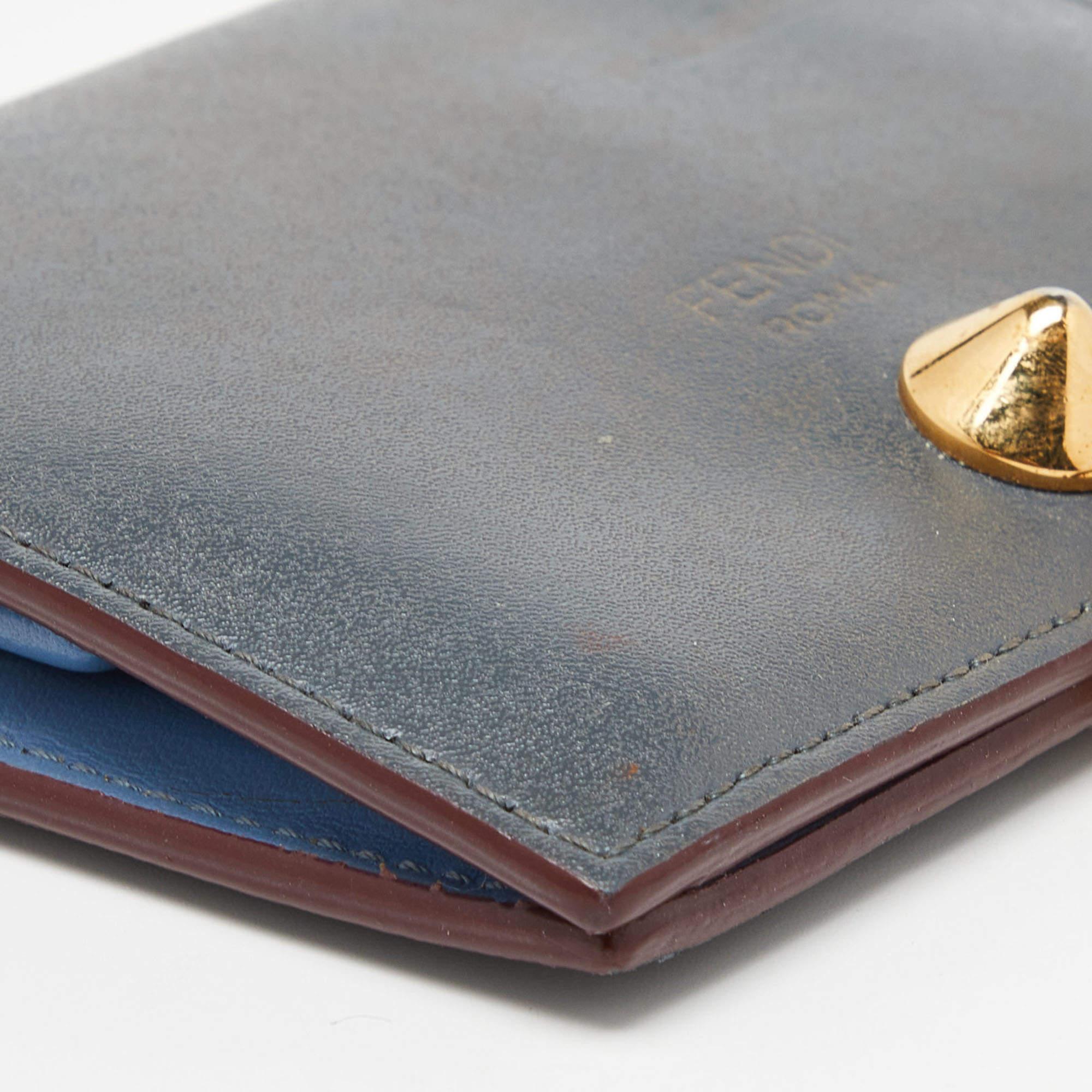 Fendi Grey Leather By The Way Bifold Wallet For Sale 5