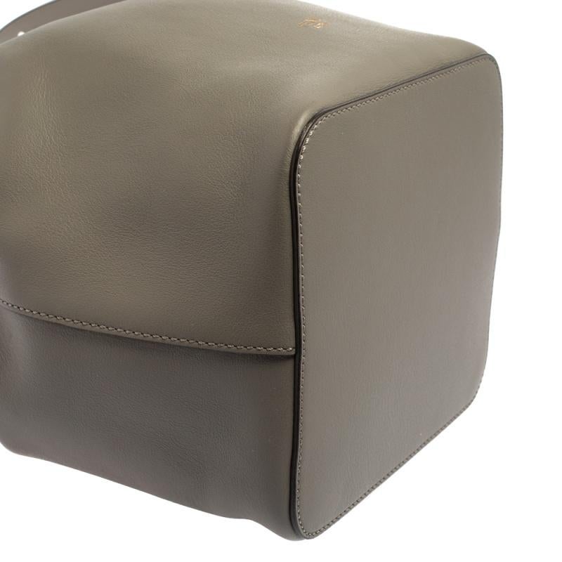 Fendi Grey Leather Grande Mon Trésor Bucket Bag 3