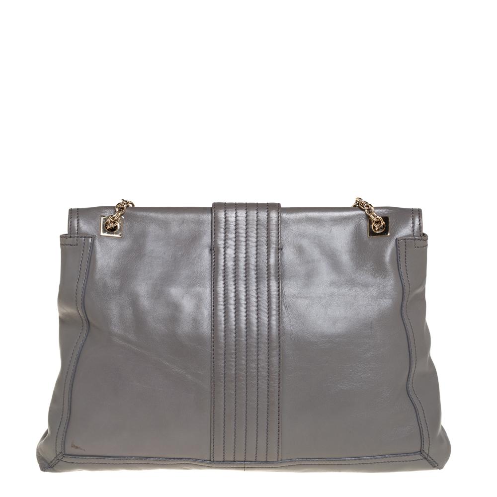 Fendi Grey Leather Maxi Baguette Flap Shoulder Bag In Good Condition In Dubai, Al Qouz 2