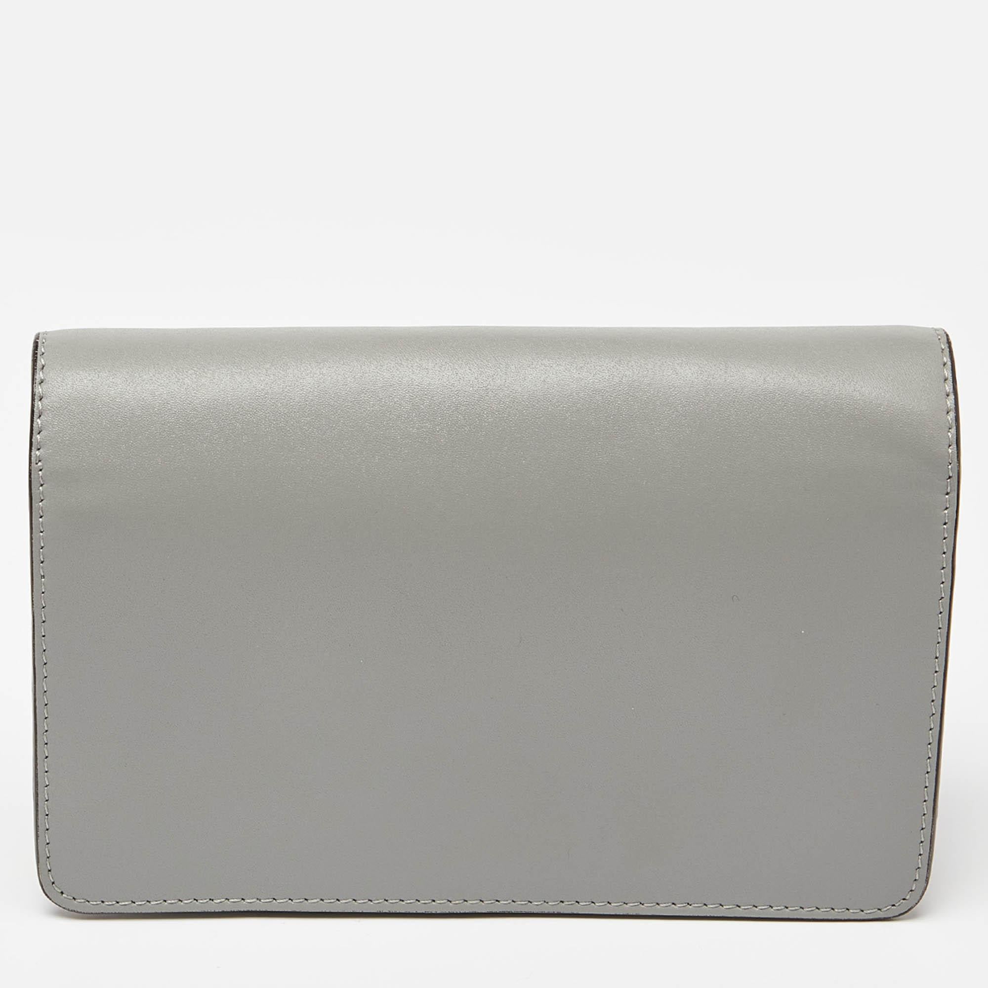 Fendi Grey Leather Rainbow Stud Tube Wallet On Chain In Good Condition In Dubai, Al Qouz 2