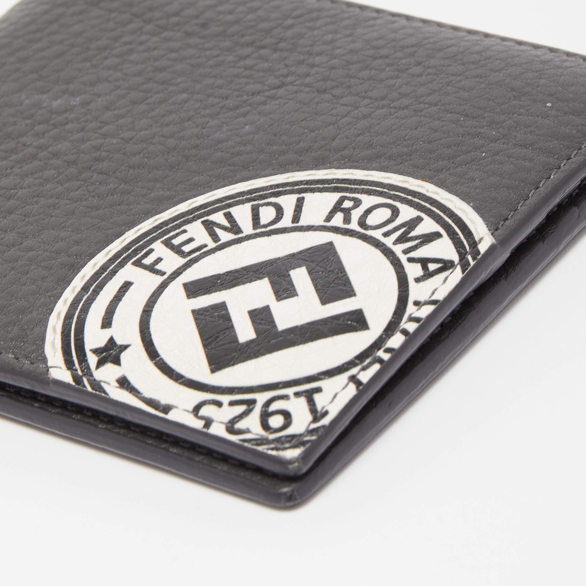 Fendi Grey Leather Roman Bifold Wallet For Sale 4
