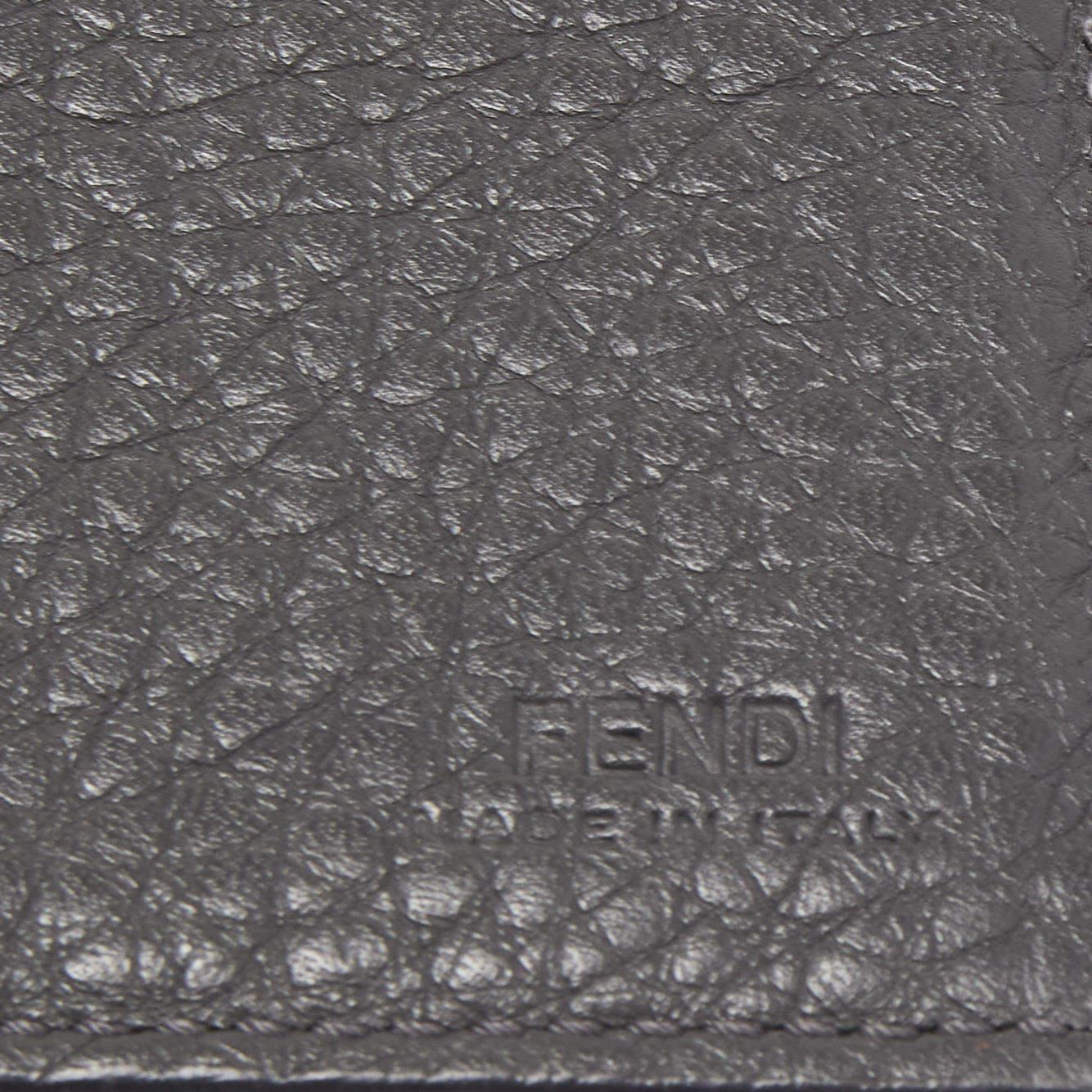 Fendi Grey Leather Roman Bifold Wallet For Sale 5
