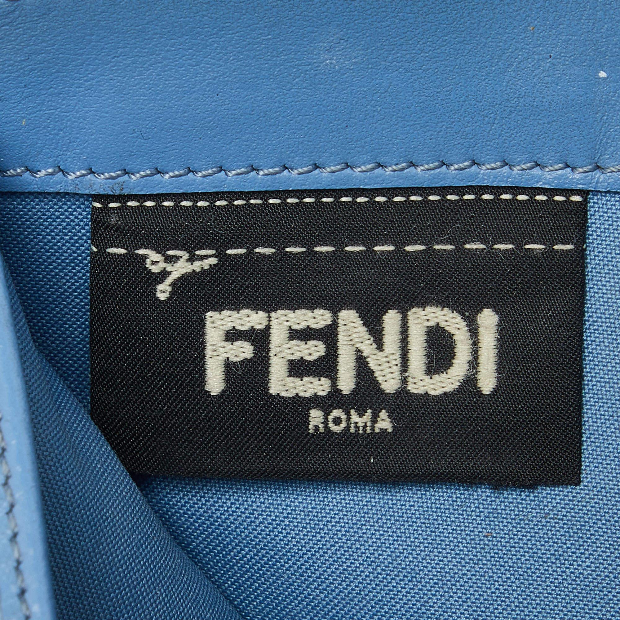 Fendi Grey Leather Trifold Compact Wallet For Sale 5