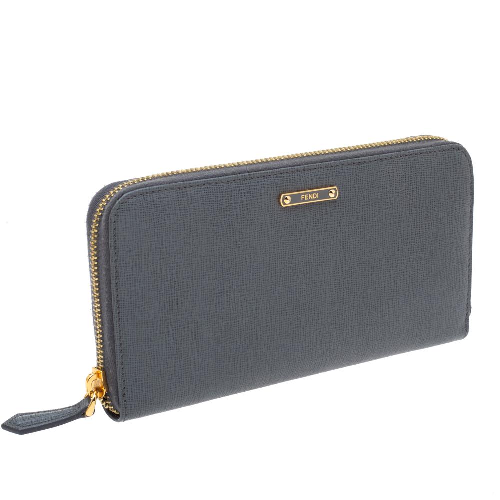 fendi wristlet wallet