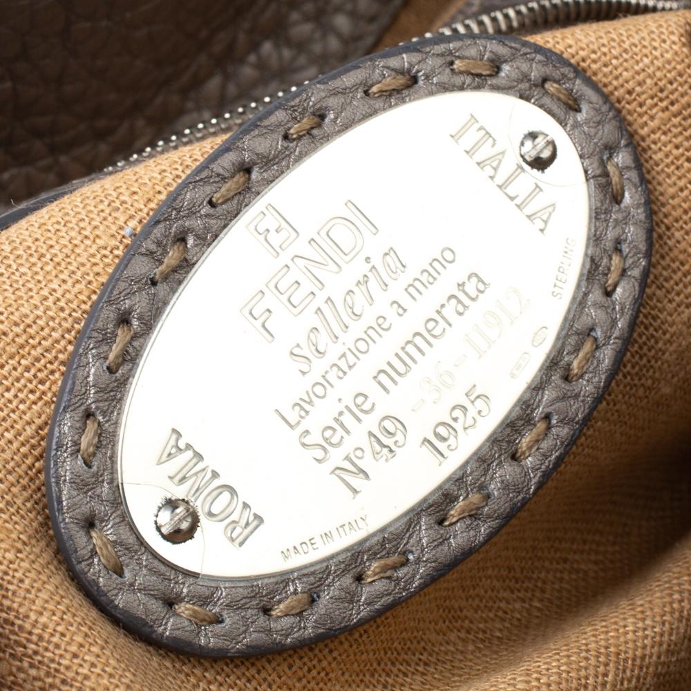 Fendi Grey Selleria Leather Linda Satchel In Good Condition In Dubai, Al Qouz 2
