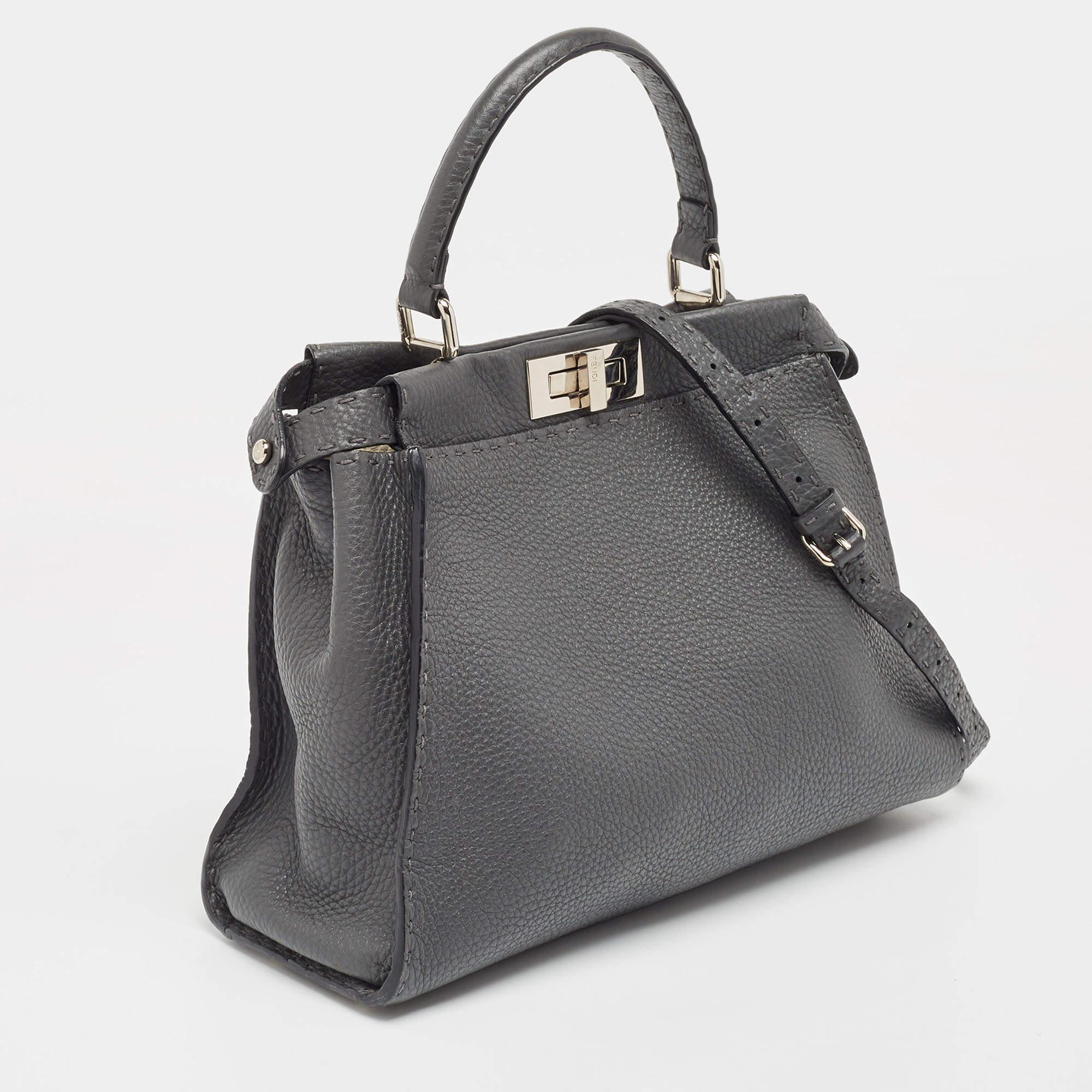 Fendi Grey Selleria Leather Medium Peekaboo Top Handle Bag In Excellent Condition For Sale In Dubai, Al Qouz 2
