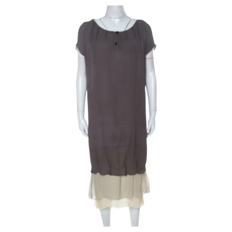Fendi Graue Seide Ombre Pelz Detail Lagenkleid mit kurzen Ärmeln M im Angebot